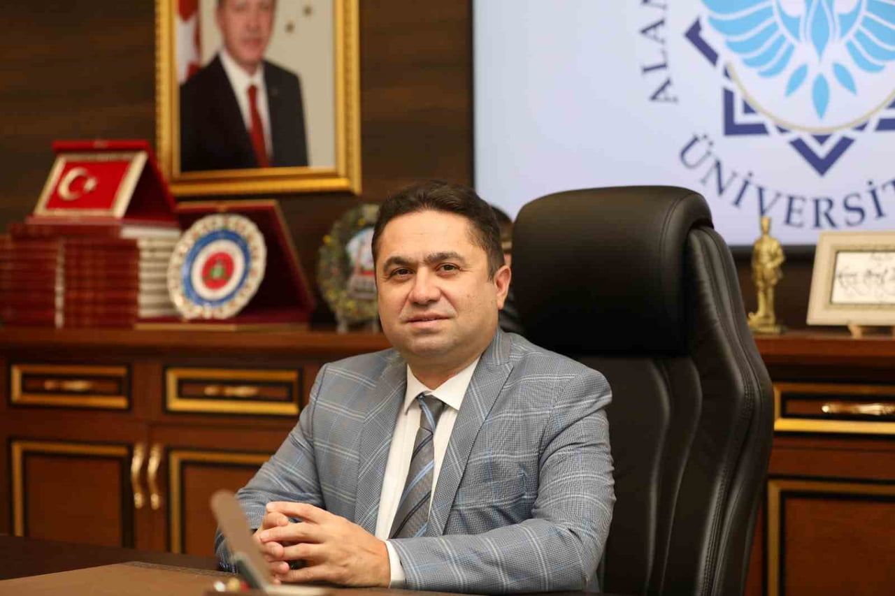 ALANYA ALAADDİN KEYKUBAT ÜNİVERSİTESİ REKTÖRÜ PROF. DR. KENAN AHMET TÜRKDOĞAN (ARŞİV)