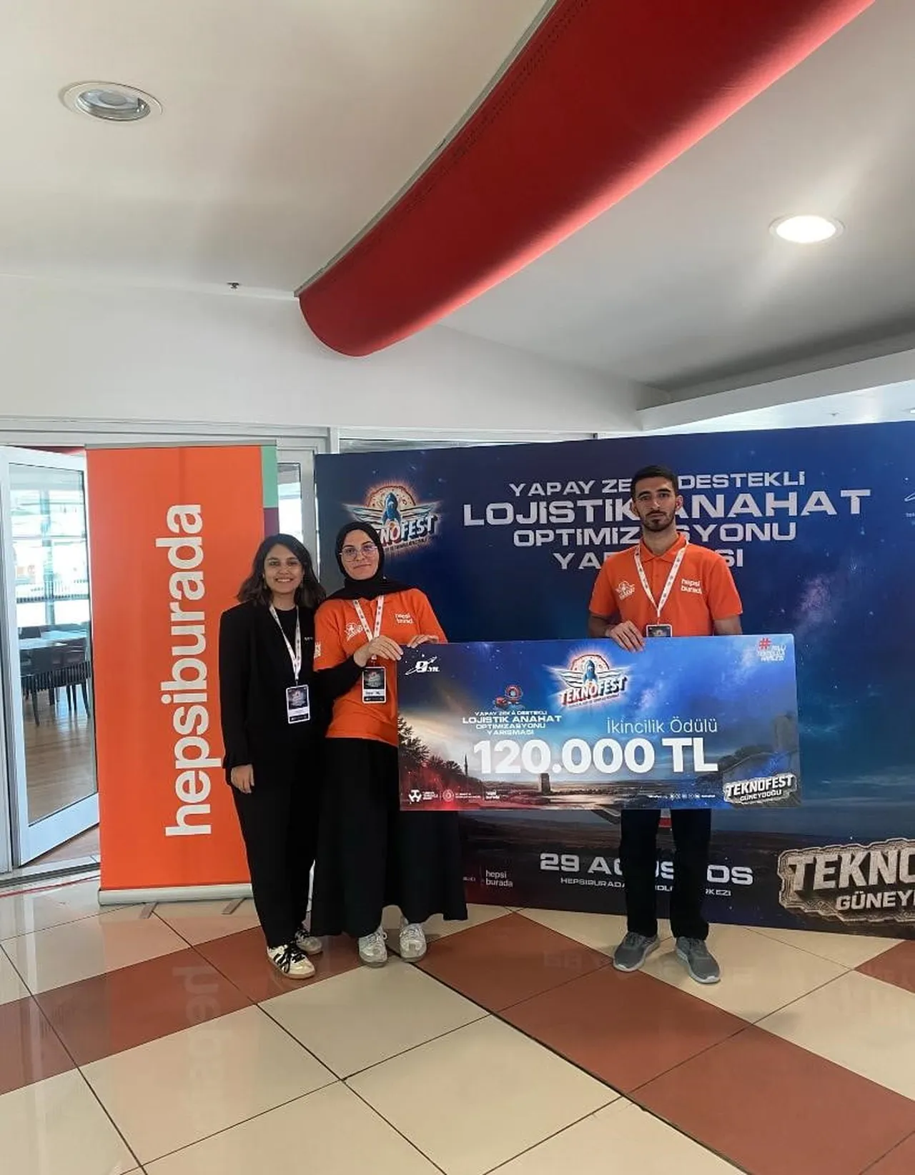 DÜZCE ÜNİVERSİTESİ MÜHENDİSLİK FAKÜLTESİ BİLGİSAYAR MÜHENDİSLİĞİ BÖLÜMÜ 4. SINIF ÖĞRENCİLERİ...