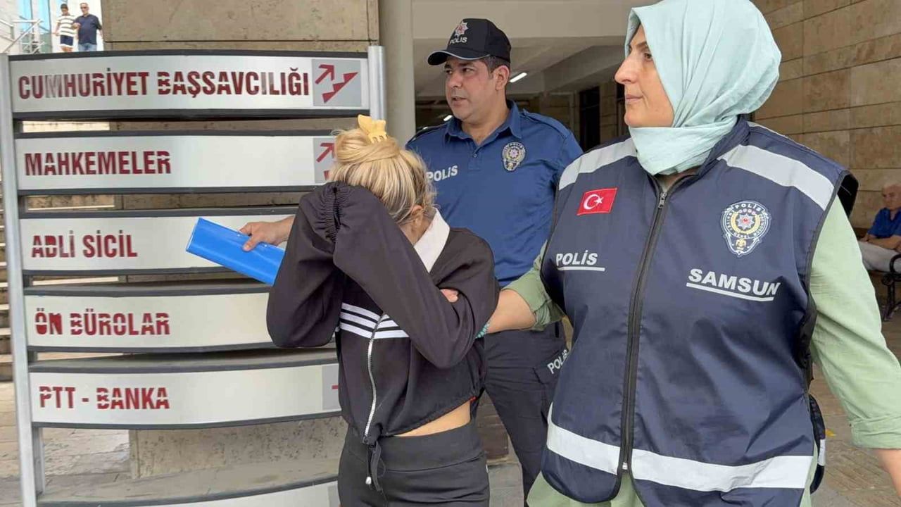SAMSUN’UN CANİK İLÇESİNDE BİR ALIŞVERİŞ MERKEZİNDEKİ 2 MAĞAZADAN GİYİM EŞYASI ÇALAN 3 ÇOCUK ANNESİ...