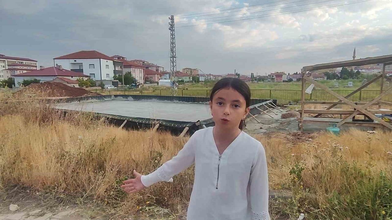 SİVAS’IN ŞARKIŞLA İLÇESİ BELEDİYE TARAFINDAN İKAMETLERİN ARASINDA İNŞASINA BAŞLANILAN GASİLHANE...