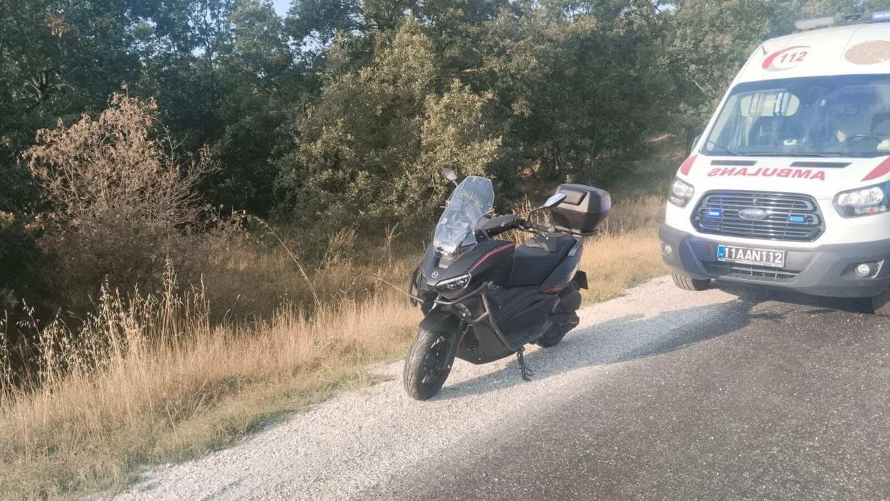 BİLECİK’TE MOTOSİKLET KAZASI: 1 YARALI