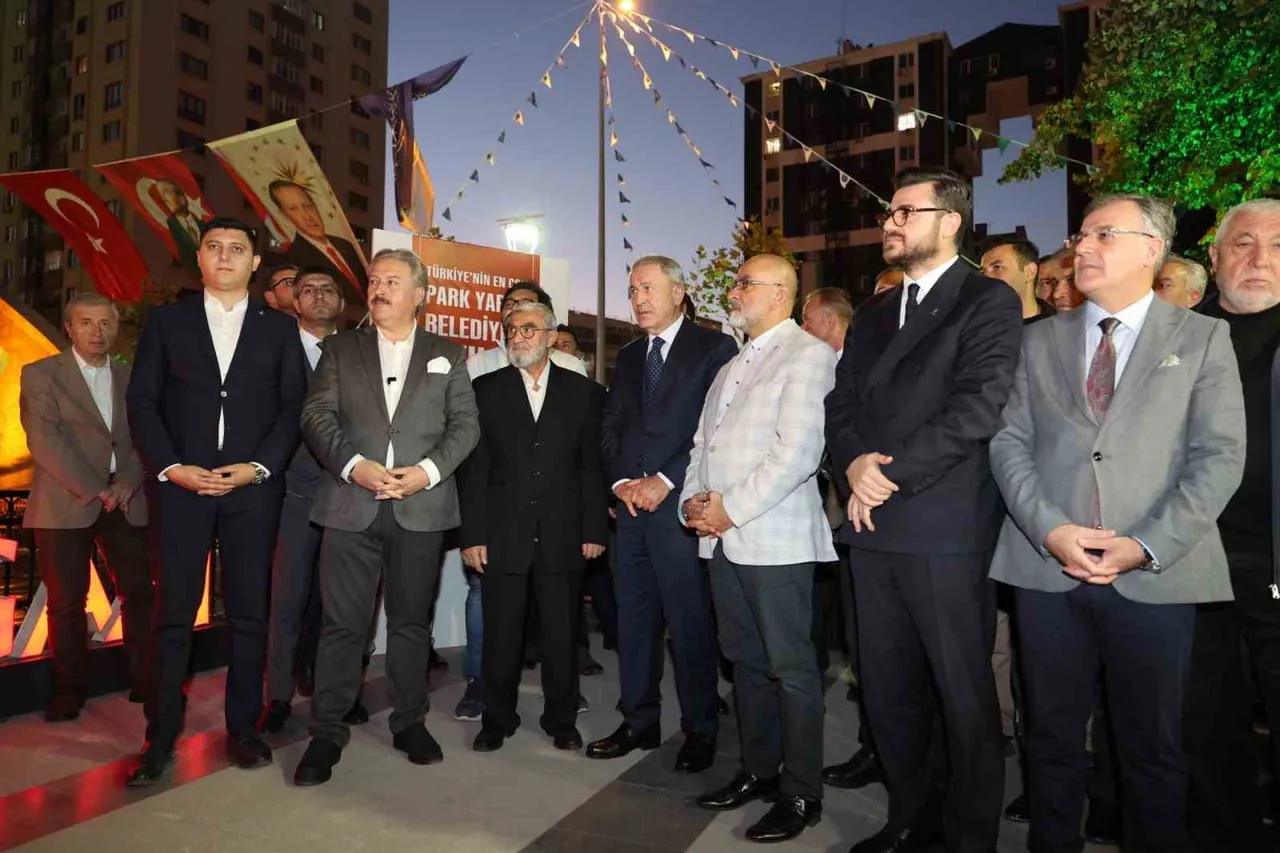 ERCİYES’TEN İNDİĞİ SIRADA BİSİKLET KAZASI GEÇİREREK, HAYATINI KAYBEDEN MELİKGAZİ BELEDİYESİ ÖZEL...