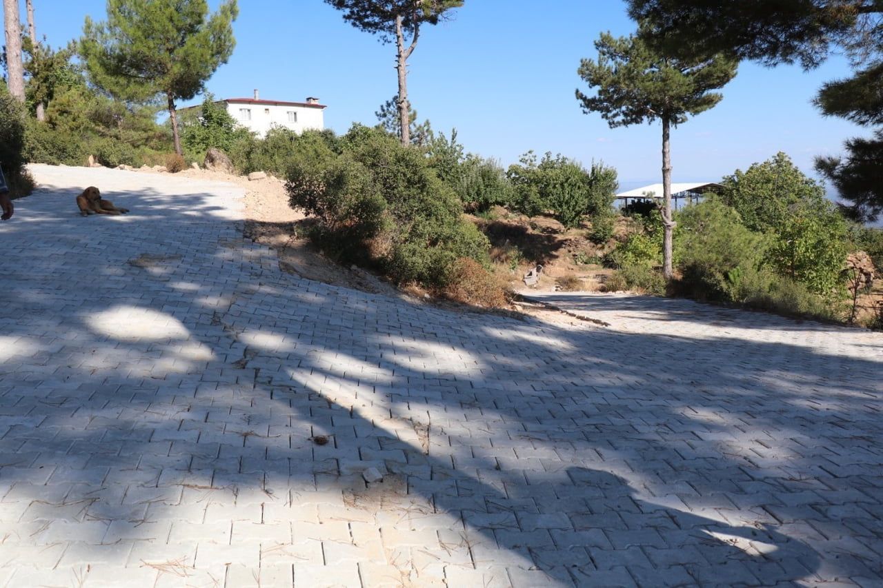 BOZDOĞAN MADRAN MAHALLESİ’NDEKİ YOLDA ÇALIŞMALAR TAMAMLANDI