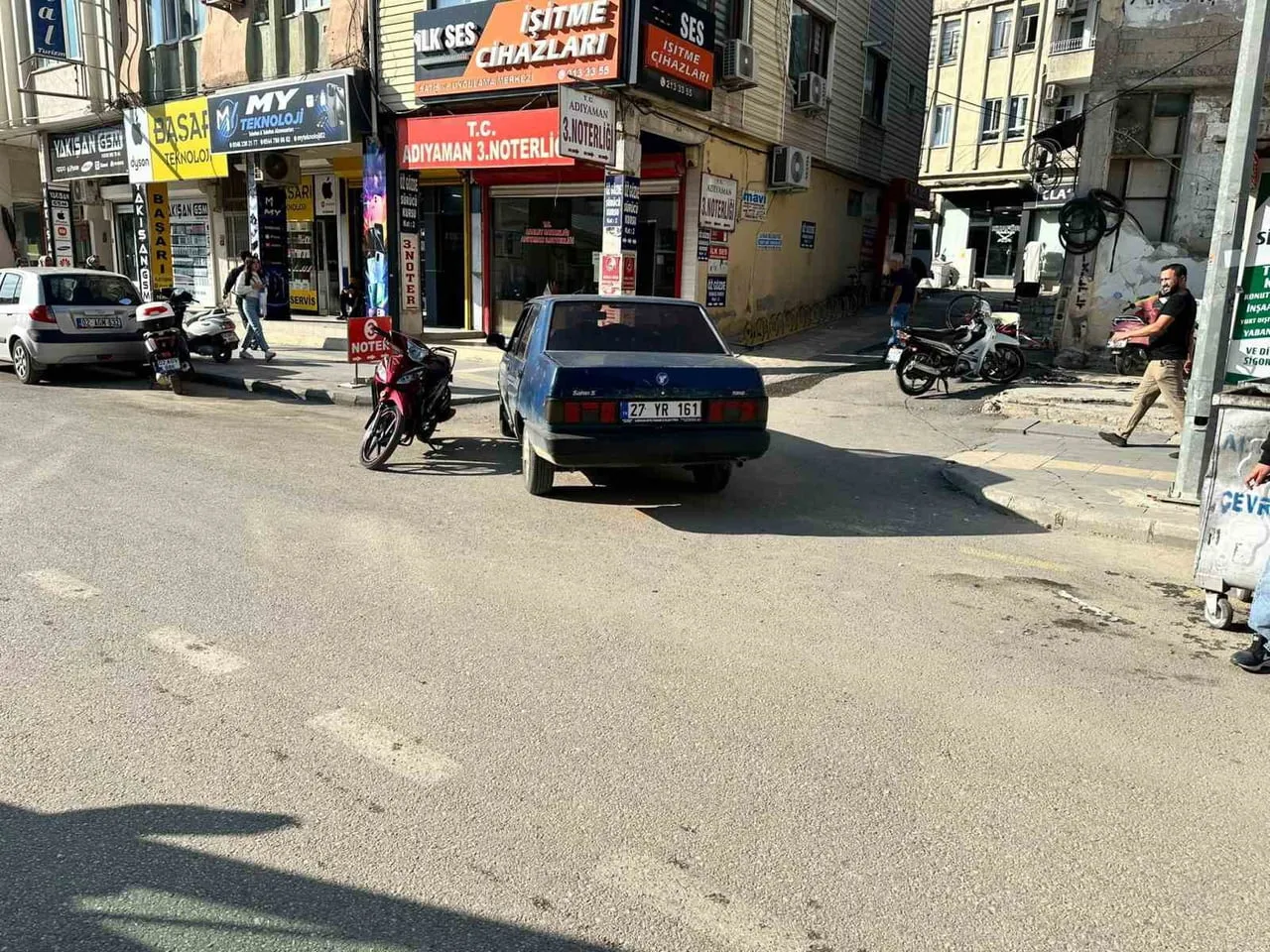 ADIYAMAN’DA OTOMOBİLİN ÇARPTIĞI 60 YAŞINDAKİ YAYA YARALANDI.