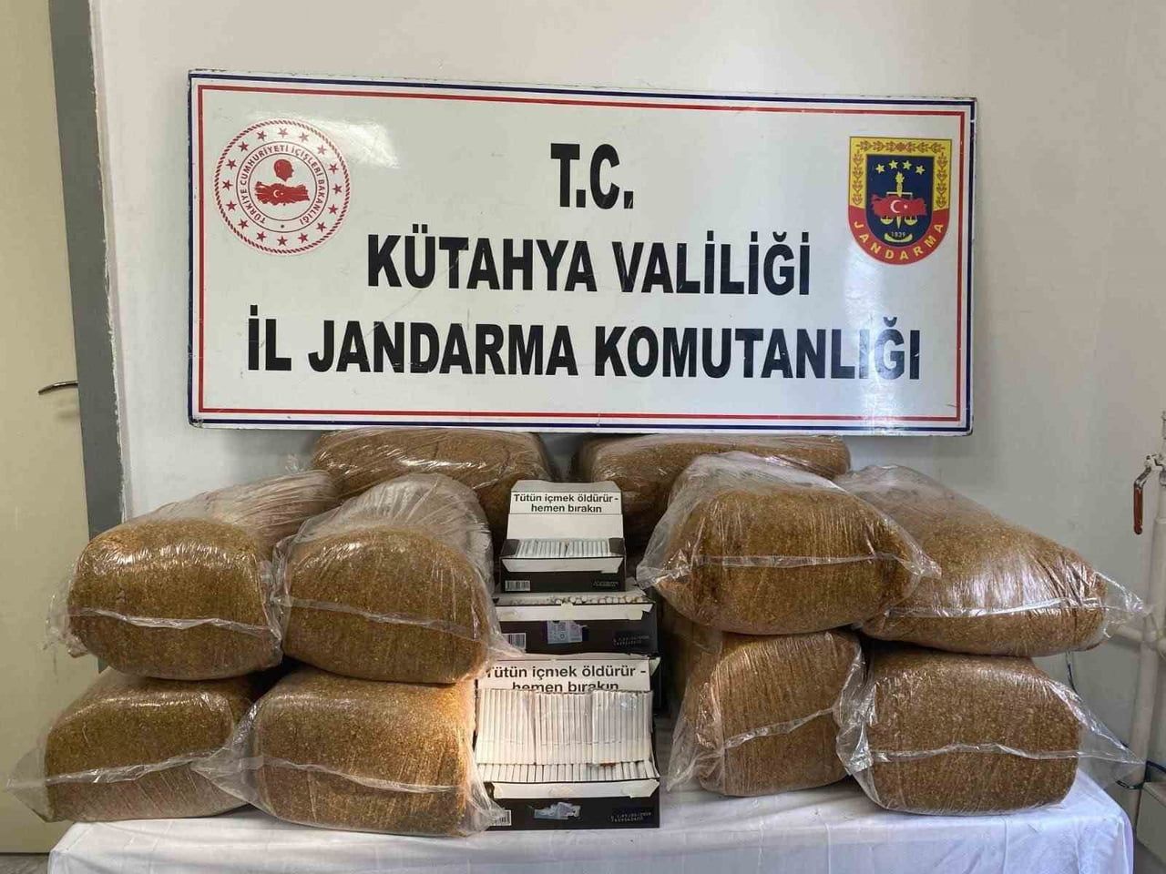 KÜTAHYA’DA JANDARMADAN KAÇAKÇILIK OPERASYONU