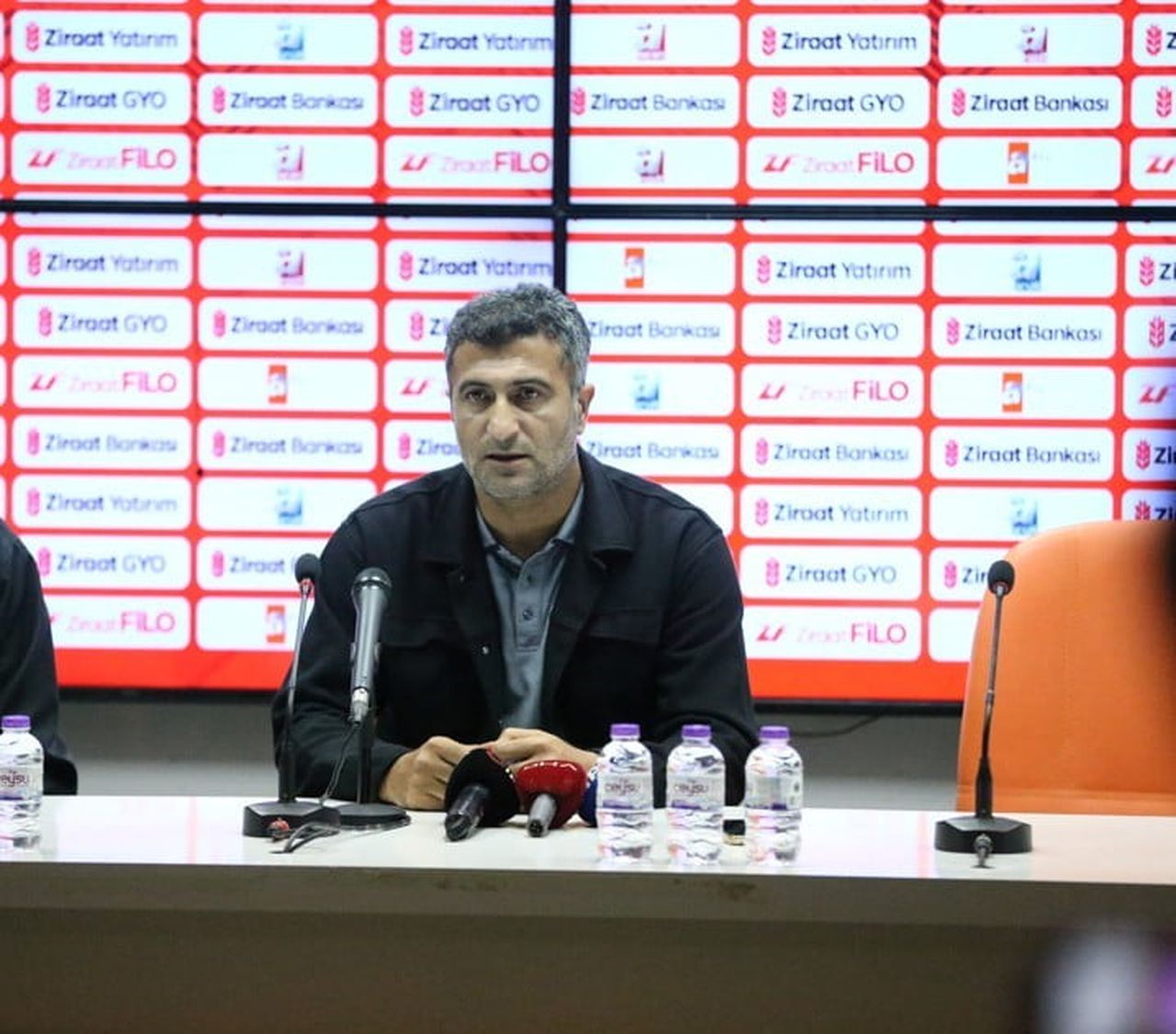 12 BİNGÖLSPOR TEKNİK DİREKTÖRÜ MUHAMMET EMİN GÜL