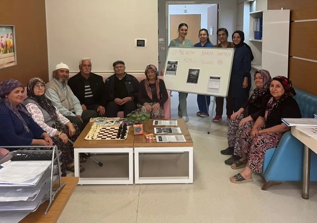 MANİSA’NIN SELENDİ İLÇESİNDE SELENDİ DEVLET HASTANESİ TARAFINDAN PALYATİF BAKIM HAFTASI KAPSAMINDA...