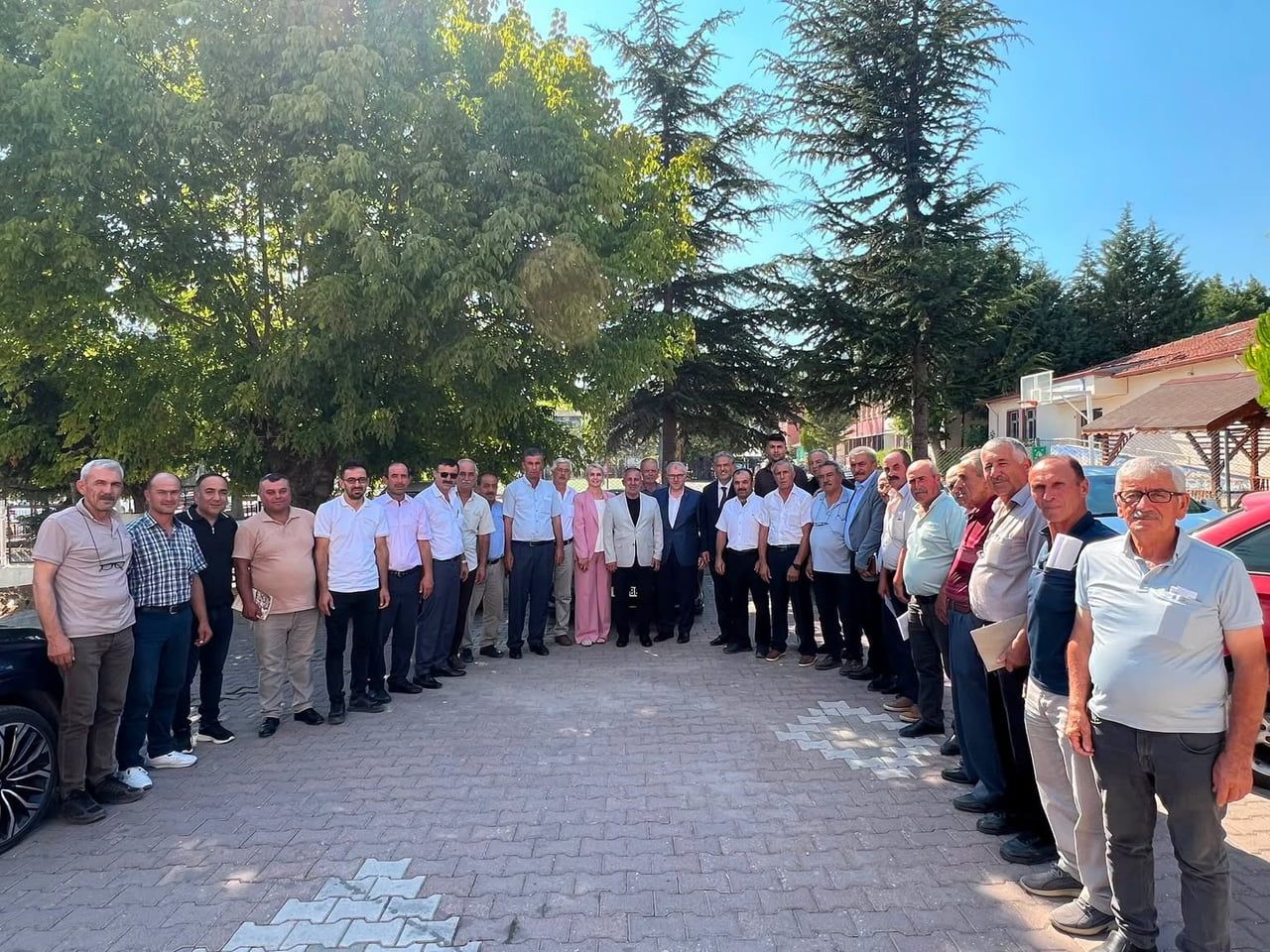 BİLECİK’TE MUHTARLARIN TALEPLERİ MASAYA YATIRILDI