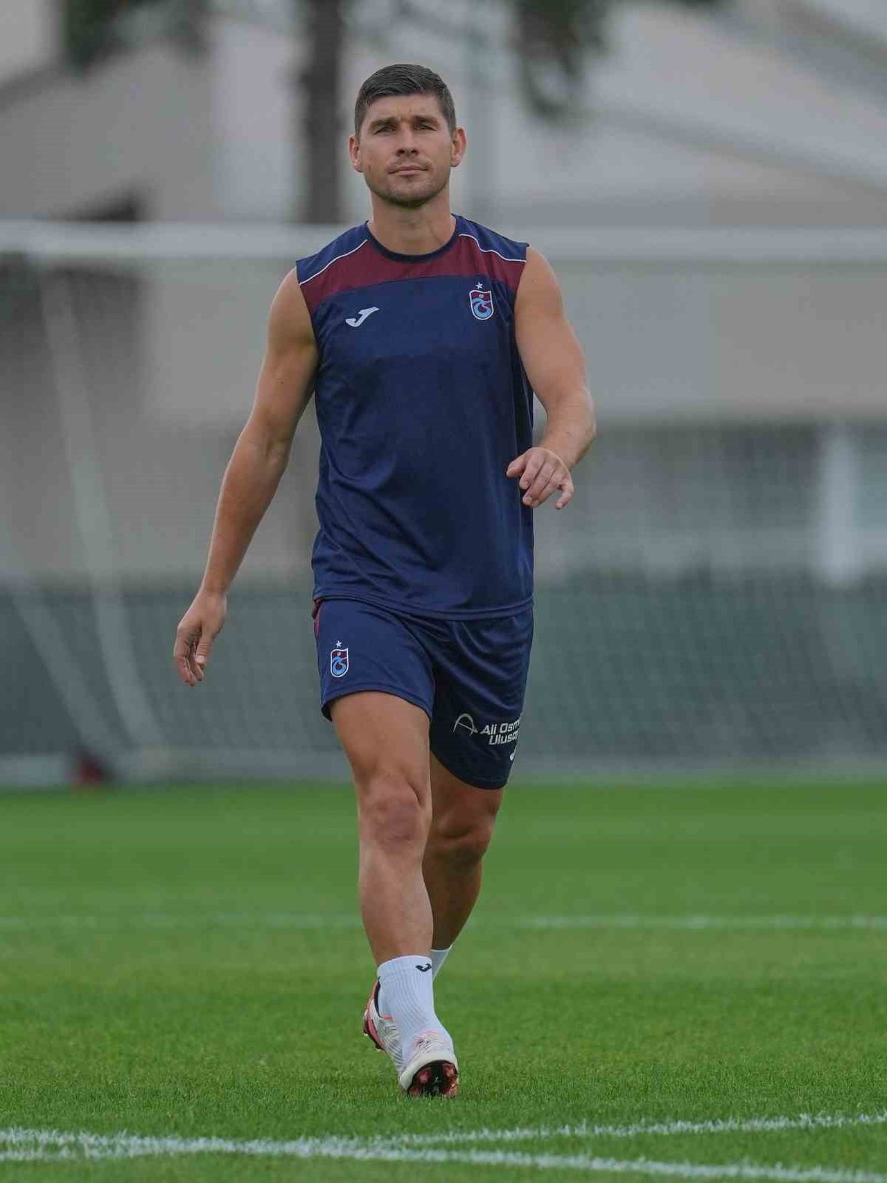 TRABZONSPOR’DA RUSLAN MALİNOVSKYİ’NİN SAĞLIK DURUMUYLA İLGİLİ KULÜP TARAFINDAN AÇIKLAMA YAPILDI....