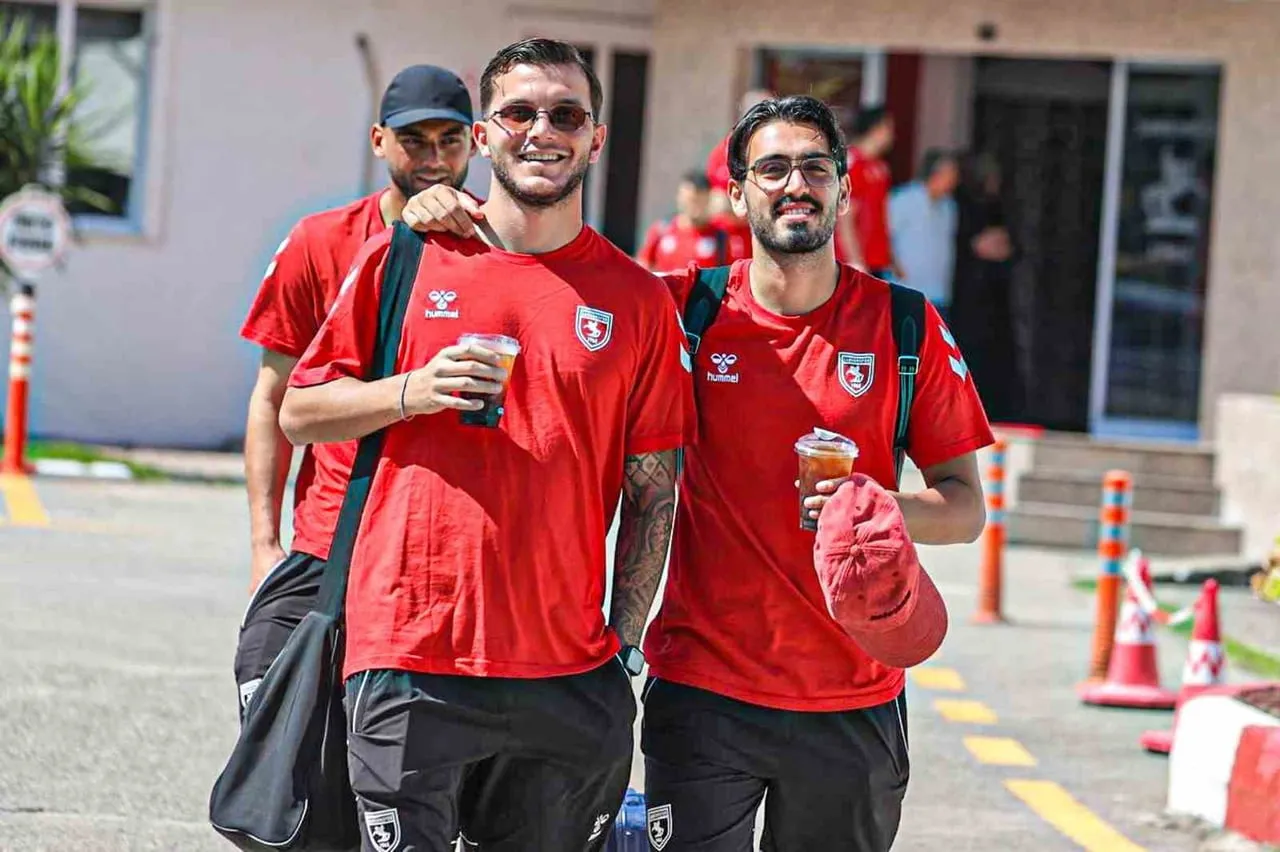 KOCAELİSPOR MAÇI HAZIRLIKLARINI TAMAMLAYAN SAMSUNSPOR, HAVAYOLU İLE KOCAELİ'NE HAREKET ETTİ.