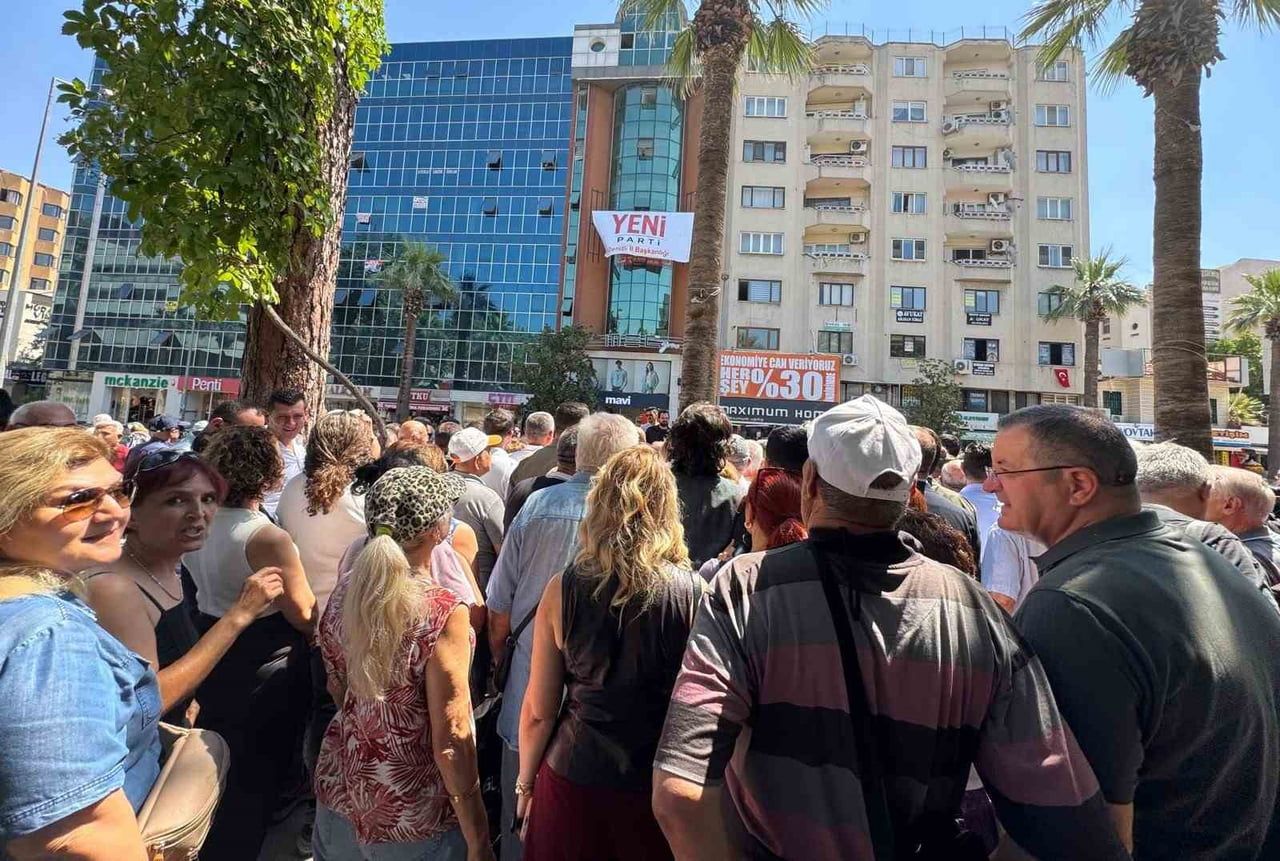DENİZLİ BÜYÜKŞEHİR BELEDİYE BAŞKANI BÜLENT NURİ ÇAVUŞOĞLU VE 14 BELEDİYE BAŞKANININ CHP’DEN İSTİFA...