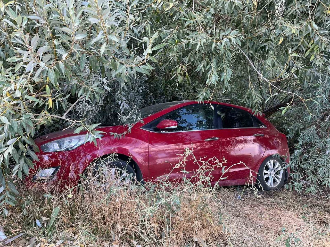 MALATYA’DA KONTROLDEN ÇIKAN OTOMOBİLİN ŞARAMPOLE DEVRİLMESİ SONUCU MEYDANA GELEN TRAFİK KAZASINDA...