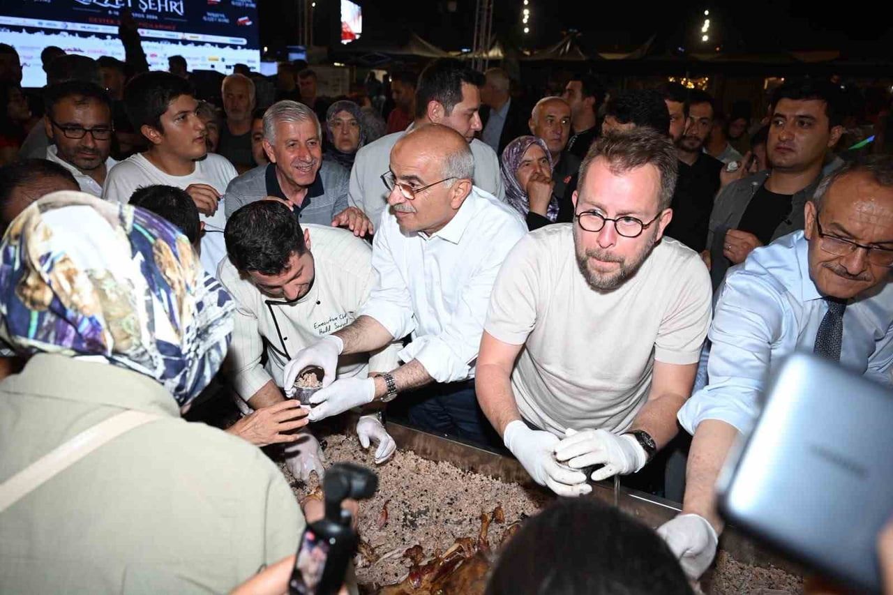 MALATYA’NIN LEZZET YOLCULUĞU DÜNYAYA UZANIYOR