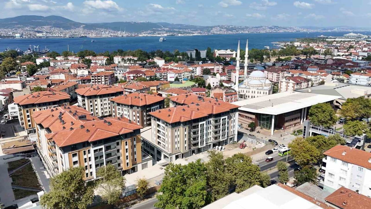 KOCAELİ'DE, 17 AĞUSTOS 1999 MARMARA DEPREMİ'NİN ARDINDAN KENTİN AFET HAZIRLIK KAPASİTESİNİ...