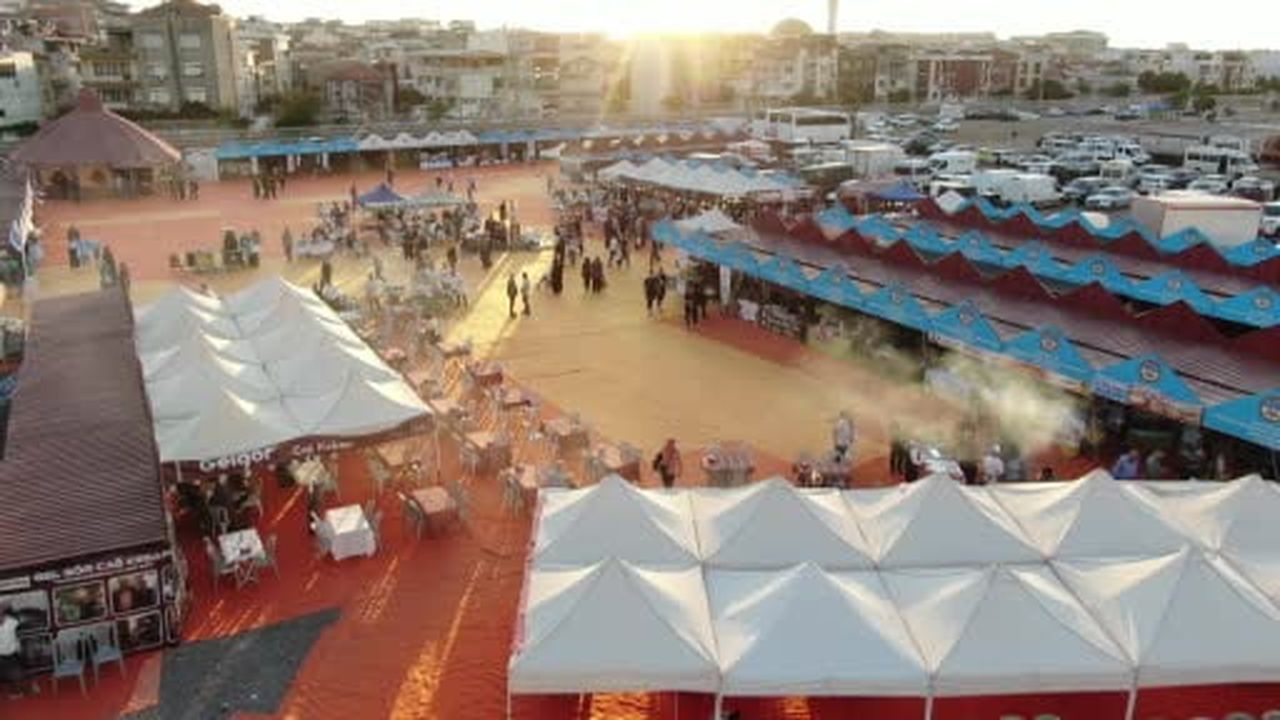 Erzurum Tanıtım Günleri'ne İzmir'de yoğun ilgi