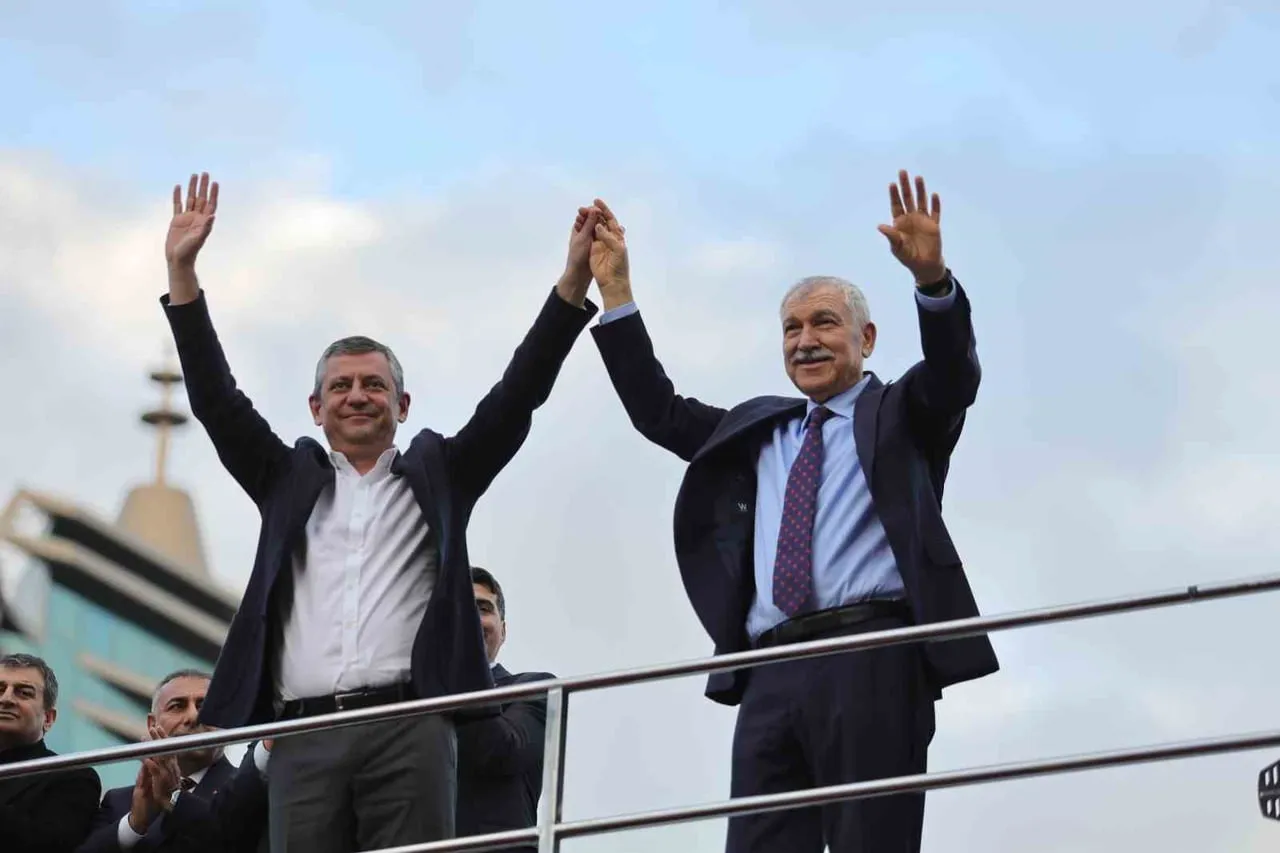 AZİZ İHSAN AKTAŞ DAVASINDA MAHKEMENİN "RÜŞVET" SUÇUNDAN 6 YIL 3 AY HAPİS CEZASI VERDİĞİ GÖREVDEN...