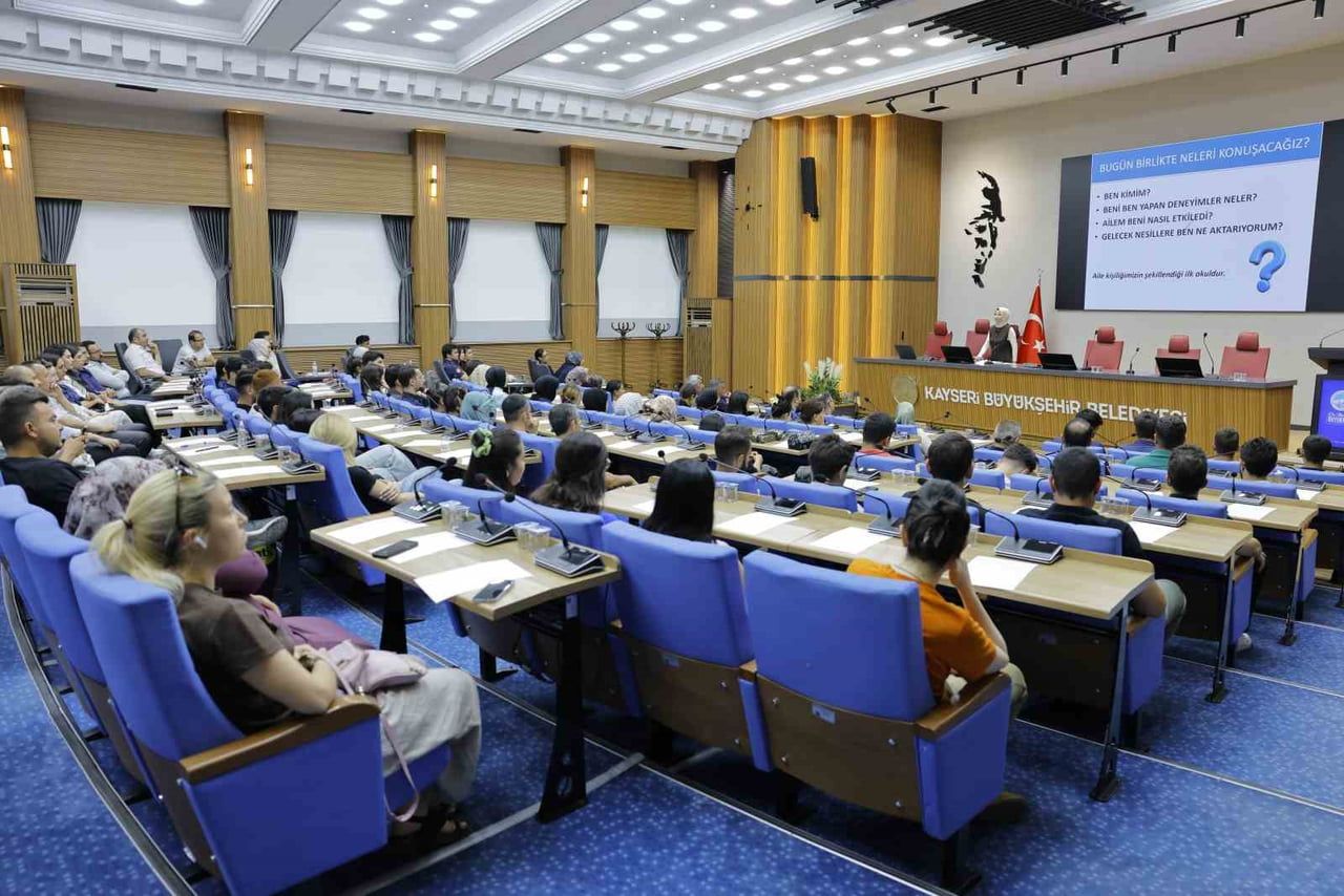 KAYSERİ BÜYÜKŞEHİR BELEDİYESİ TARAFINDAN BELEDİYE PERSONELİNE YÖNELİK “NESİLDEN NESİL’E GELECEĞİN...