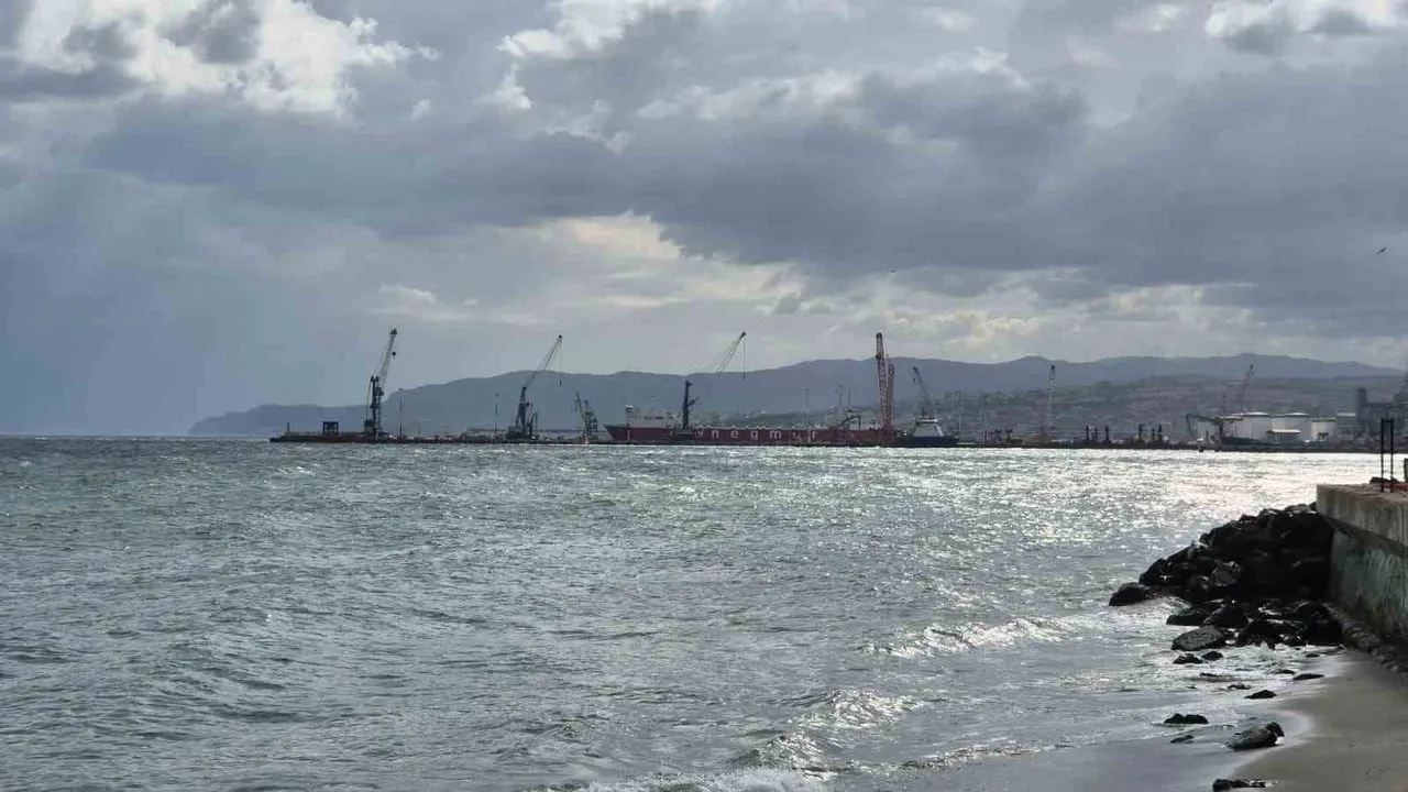 TRAKYA'DA AĞUSTOS 2026 DÖNEMİNDE EN YÜKSEK İHRACAT VE İTHALAT RAKAMLARINA TEKİRDAĞ ULAŞTI....