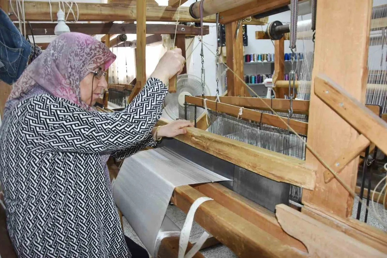 OSMANLI DÖNEMİNDEN GÜNÜMÜZE UZANAN VE 600 YILI AŞKIN GEÇMİŞE SAHİP GELENEKSEL EL SANATI MANİSA...