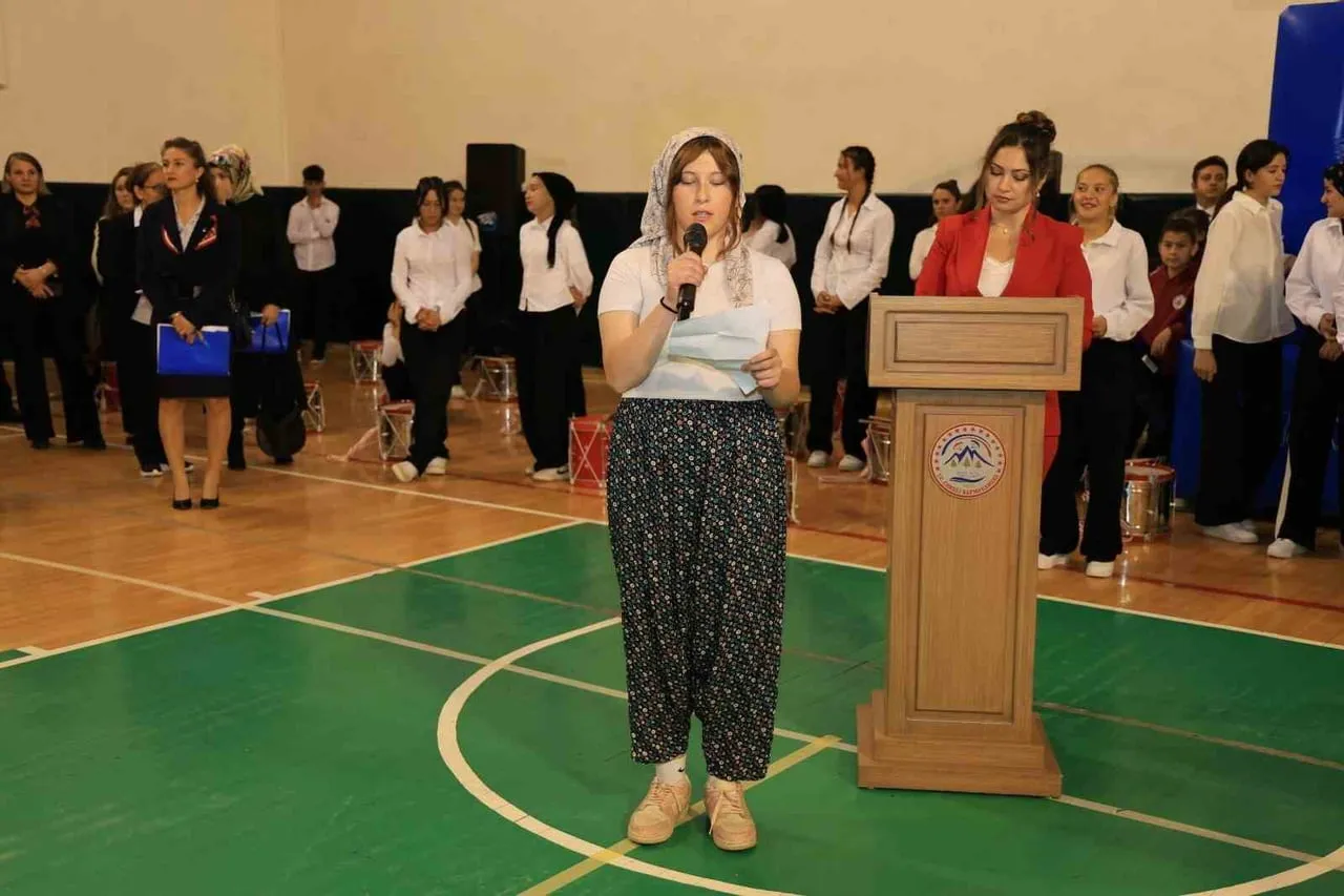 DENİZLİ'NİN ÇAMELİ İLÇESİNDE, CUMHURİYET'İN İLANININ 103. YIL DÖNÜMÜ DOLAYISIYLA DÜZENLENEN 29...