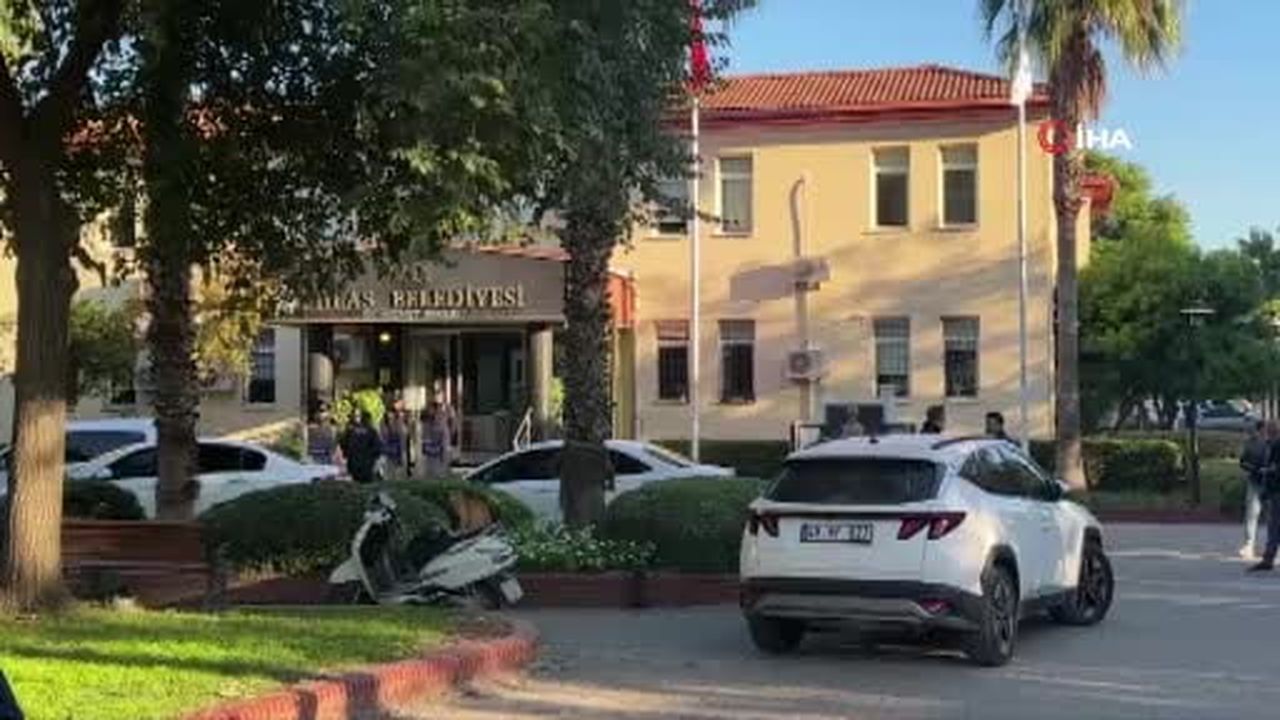 Milas Belediyesi'ne operasyon: Polis belediye binasına giriş ve çıkışları durdurdu