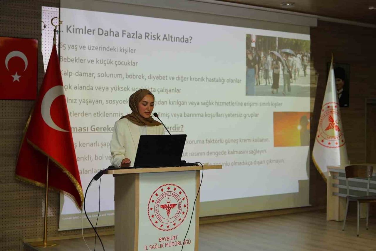 BAYBURT’TA İKLİM KRİZİNİN SAĞLIĞA ETKİLERİ ANLATILDI