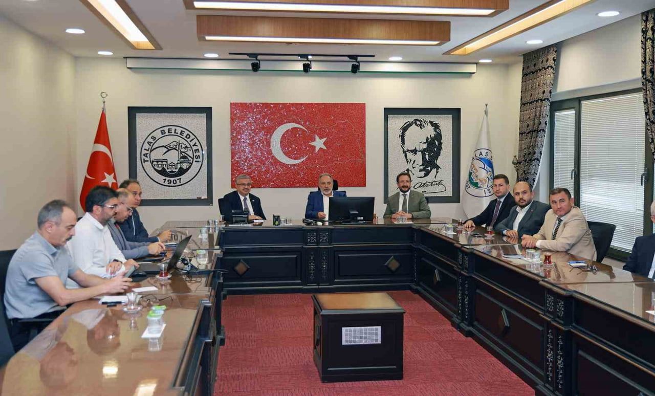 AK PARTİ AFYONKARAHİSAR MİLLETVEKİLİ VE KAYSERİ İL KOORDİNATÖRÜ İBRAHİM YURDUNUSEVEN, TALAS...