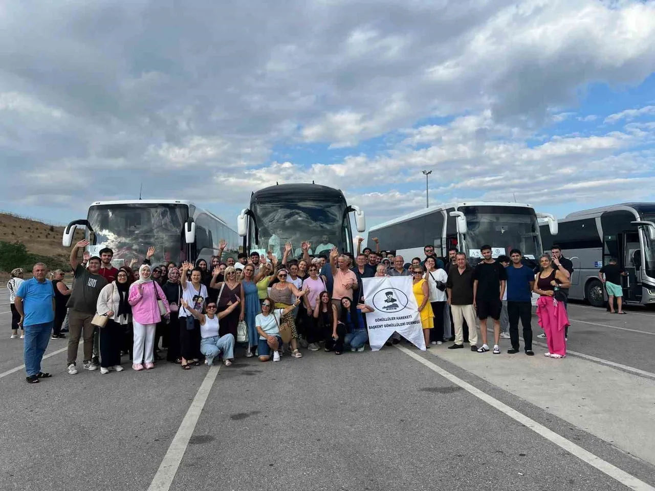ADIYAMAN BELEDİYESİ KADIN VE AİLE HİZMETLERİ MÜDÜRLÜĞÜ İLE GÖNÜLLÜLER HAREKETİ BAŞKENT GÖNÜLLÜLERİ...