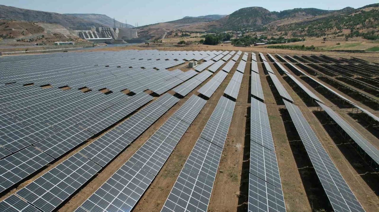 TEİAŞ VERİLERİNE GÖRE TEMMUZ AYINDA ÜRETİLEN TOPLAM ELEKTRİĞİN YÜZDE 58,44'Ü YENİLENEBİLİR...