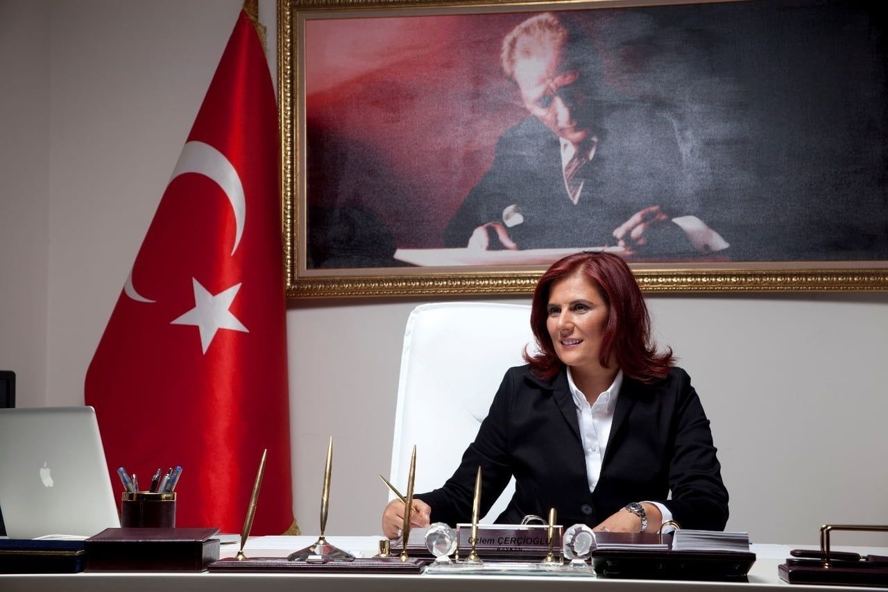 BİR ARAŞTIRMA ŞİRKETİ TARAFINDAN GERÇEKLEŞTİRİLEN "EN BAŞARILI BÜYÜKŞEHİR BELEDİYE BAŞKANLARI"...