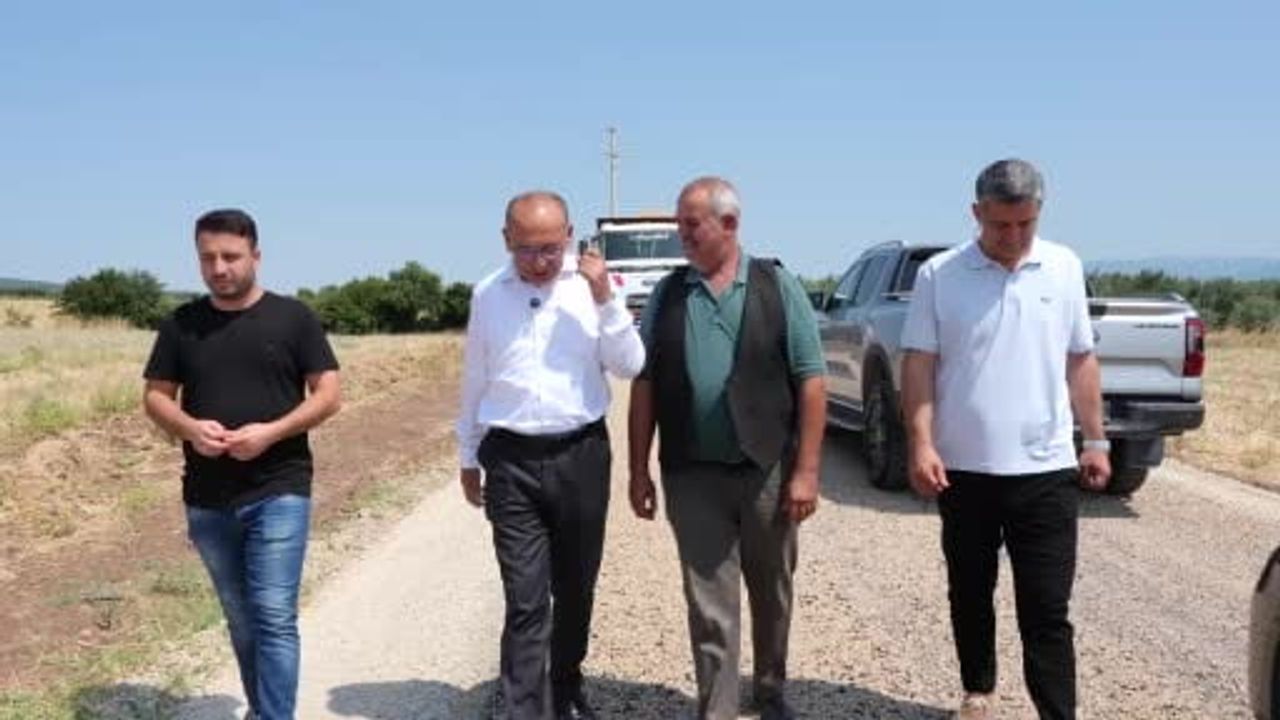 Turgutlu'da asfalt mesaisi hız kesmiyor