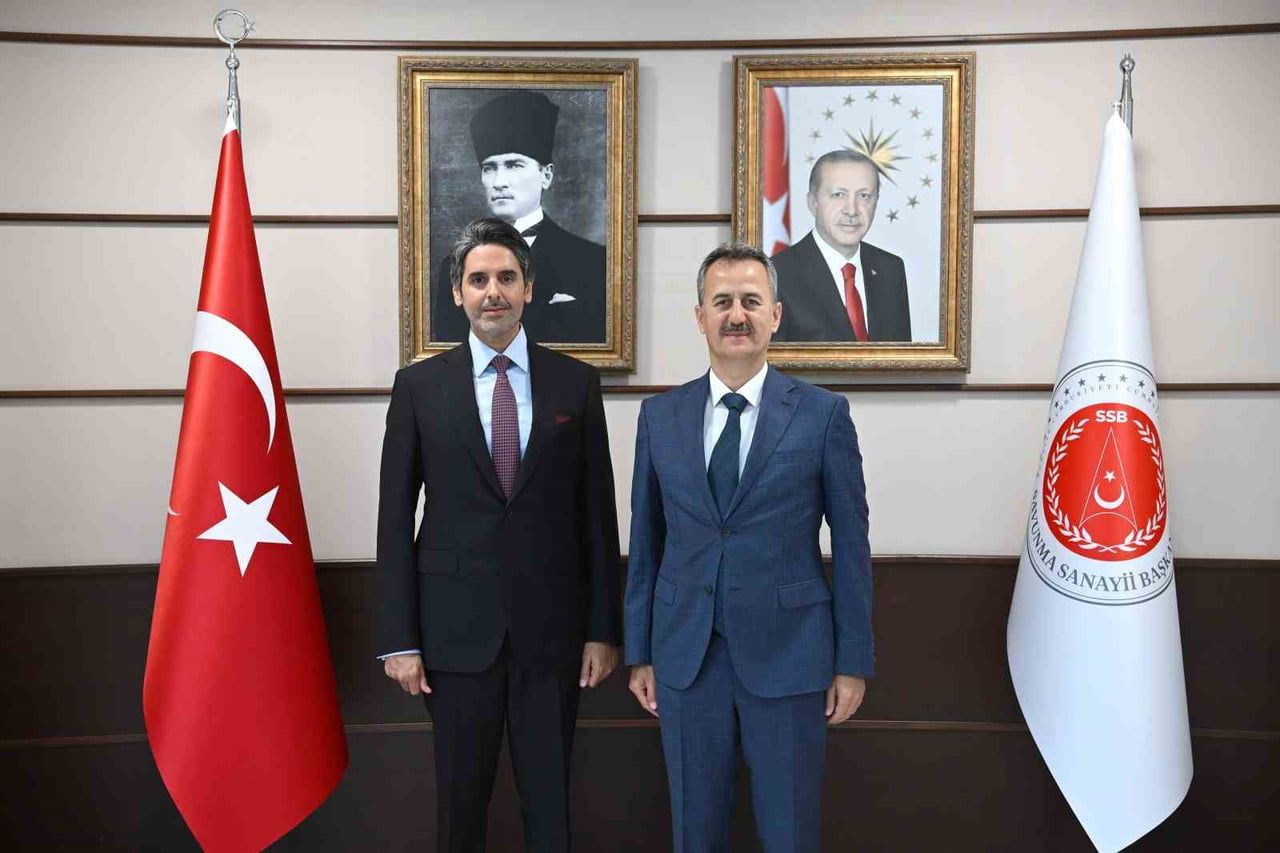 SAVUNMA SANAYİİ BAŞKANI HALUK GÖRGÜN, KATAR’IN ANKARA BÜYÜKELÇİSİ FAİSAL ABDULLAH AL-HENZAB İLE...