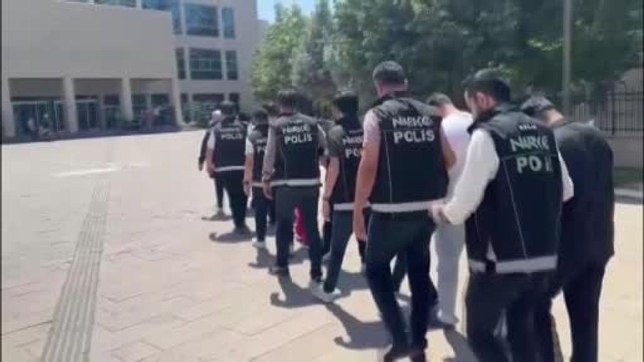 Kilis'te uyuşturucu operasyonu: 19 şüpheliden 7'si tutuklandı