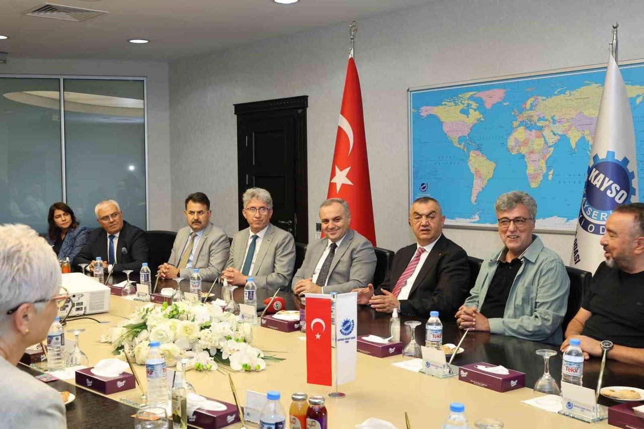 ERCİYES ÜNİVERSİTESİ (ERÜ) İLE KAYSERİ SANAYİ ODASI (KAYSO) ARASINDA ‘LİSANSÜSTÜ EĞİTİM İŞ BİRLİĞİ...