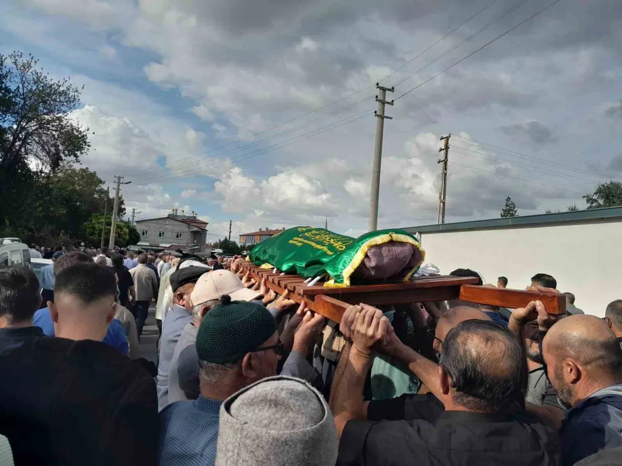 KONYA’NIN KARAPINAR İLÇESİNDE TRAFİK KAZASINDA AĞIR YARALANAN TALAT KELEŞ, 26 GÜNLÜK YAŞAM...