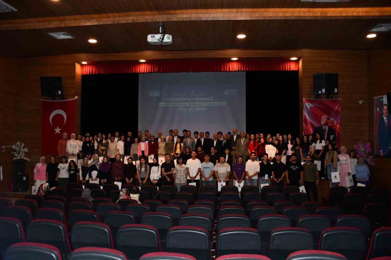 VEZİRKÖPRÜ BELEDİYESİ TARAFINDAN ÜNİVERSİTEYİ KAZANAN ÖĞRENCİLER İÇİN “GELECEĞE İLK ADIM, GURUR...