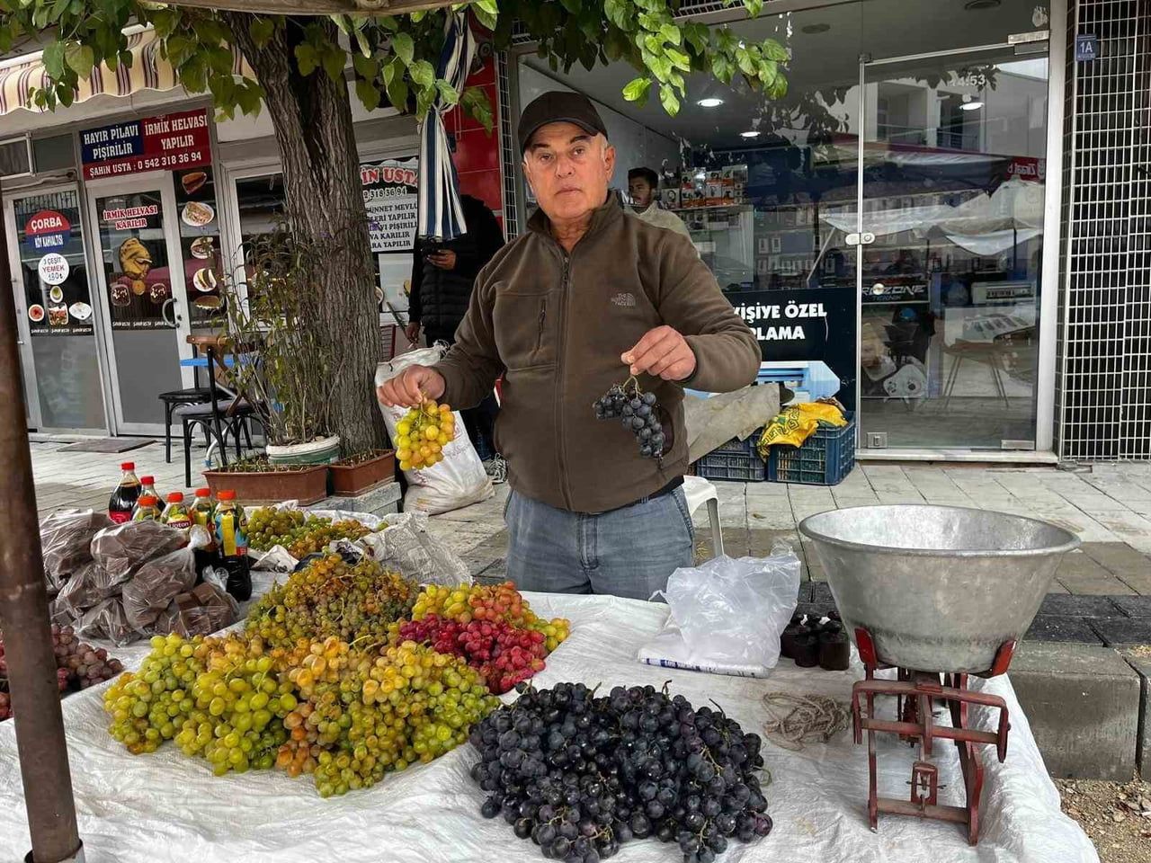 DENİZLİ’NİN BULDAN İLÇESİNİN YÜKSEK KESİMLERİNDE ÜRETİLEN VE ORGANİK YETİŞMESİ, TADI, AROMASI VE...