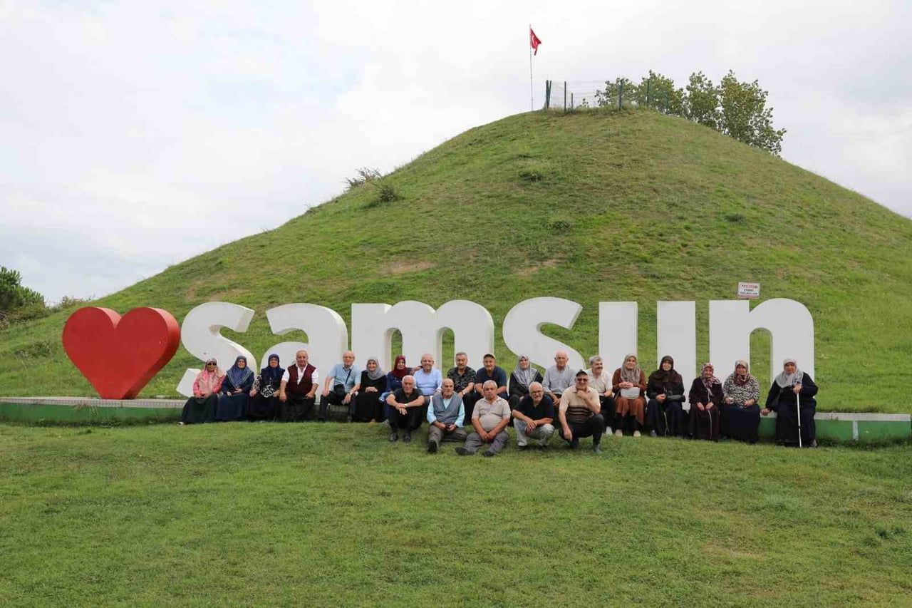 SAMSUN BÜYÜKŞEHİR BELEDİYESİ KENTİN YAŞAYAN ÇINARLARINI TATİL TADINDA KAMP PROGRAMINDA AĞIRLIYOR....
