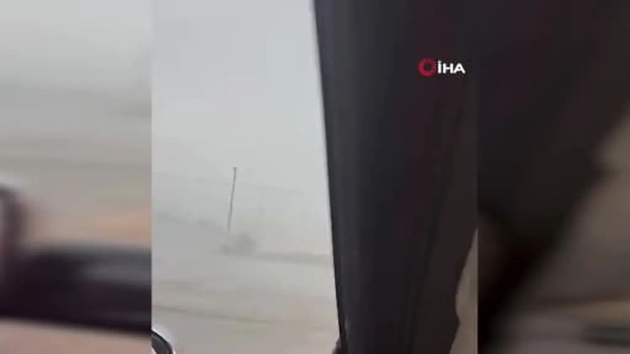 ABD'nin orta batı bölgesini vuran şiddetli fırtınalarda en az 3 kişi hayatını kaybetti, 800 binden...