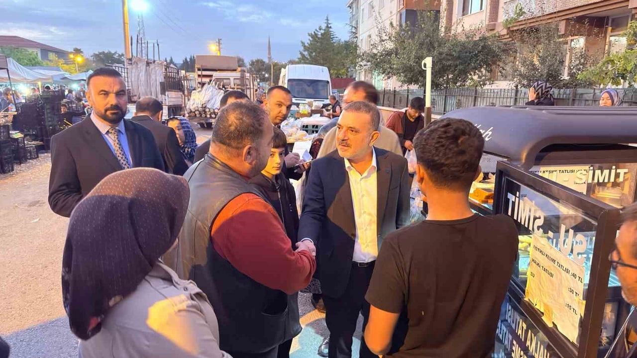 GÖREVE BAŞLADIĞI GÜNDEN BU YANA VATANDAŞLA DOĞRUDAN İLETİŞİME ÖNEM VEREN SİNCAN BELEDİYE BAŞKANI...