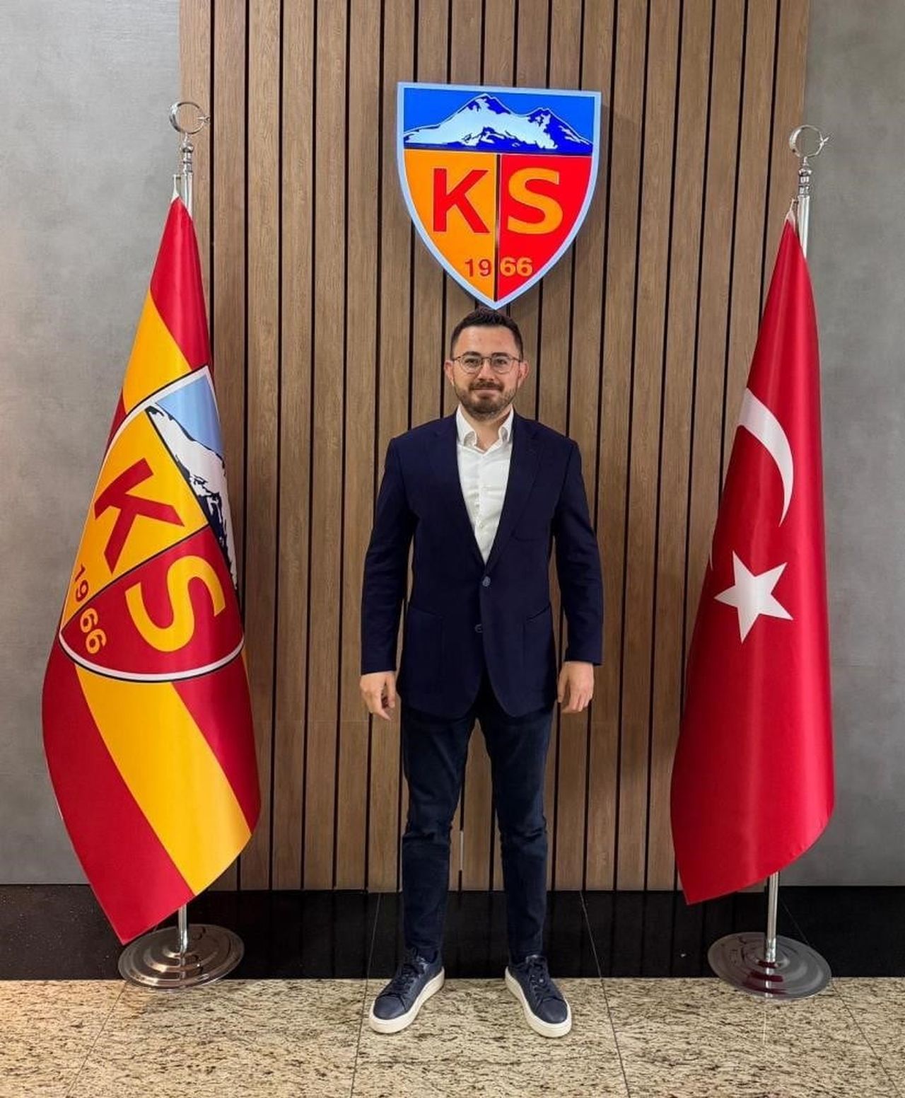 KAYSERİSPOR BAŞKAN YARDIMCISI VE BASIN SÖZCÜSÜ EMİR AKPINAR, HAKKINDA YÜRÜTÜLEN BAHİS...