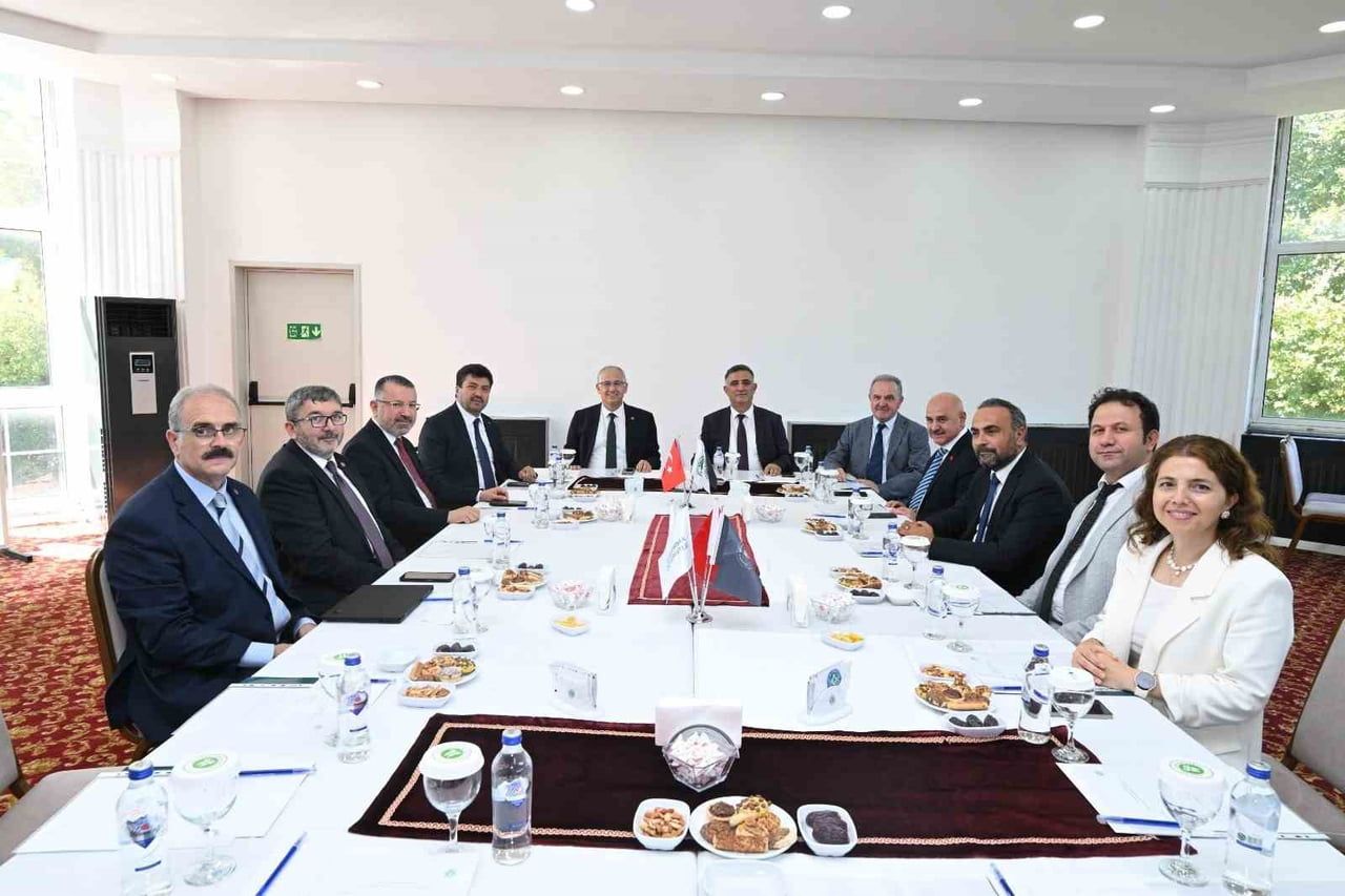 BŞEÜ REKTÖRÜ KAPLANCIKLI, BATI KARADENİZ ÜNİVERSİTELER BİRLİĞİ TOPLANTISINA KATILDI