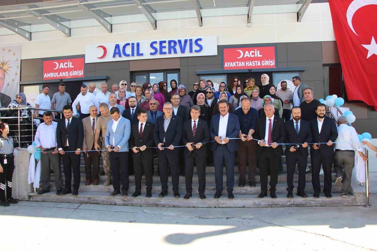 AK PARTİ AMASYA MİLLETVEKİLİ HALUK İPEK, TÜRKİYE’NİN SAĞLIK HİZMETLERİNDE DÜNYAYA ÖRNEK OLDUĞUNU...