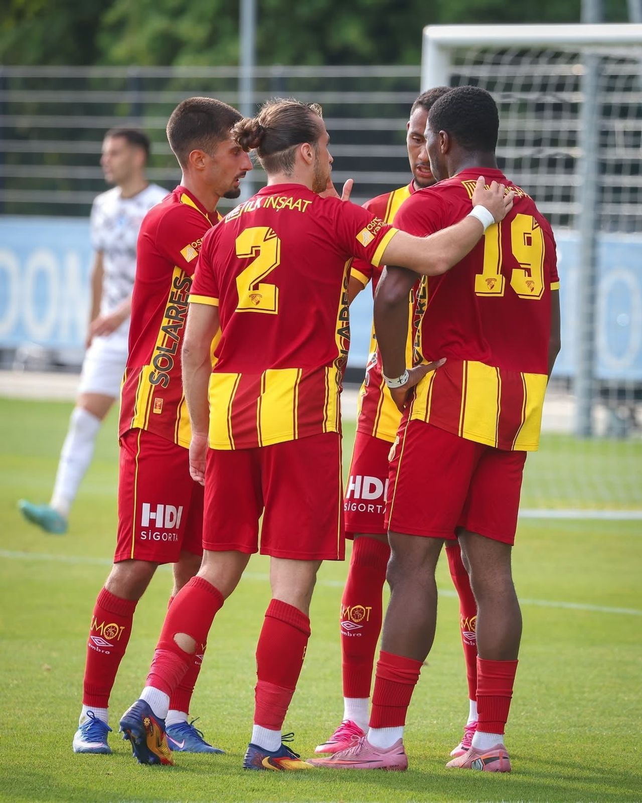 GÖZTEPE, SLOVENYA KAMPINDA OYNADIĞI 5 HAZIRLIK MAÇINDA 4 GALİBİYET VE 1 BERABERLİK ALARAK YENİLGİ...