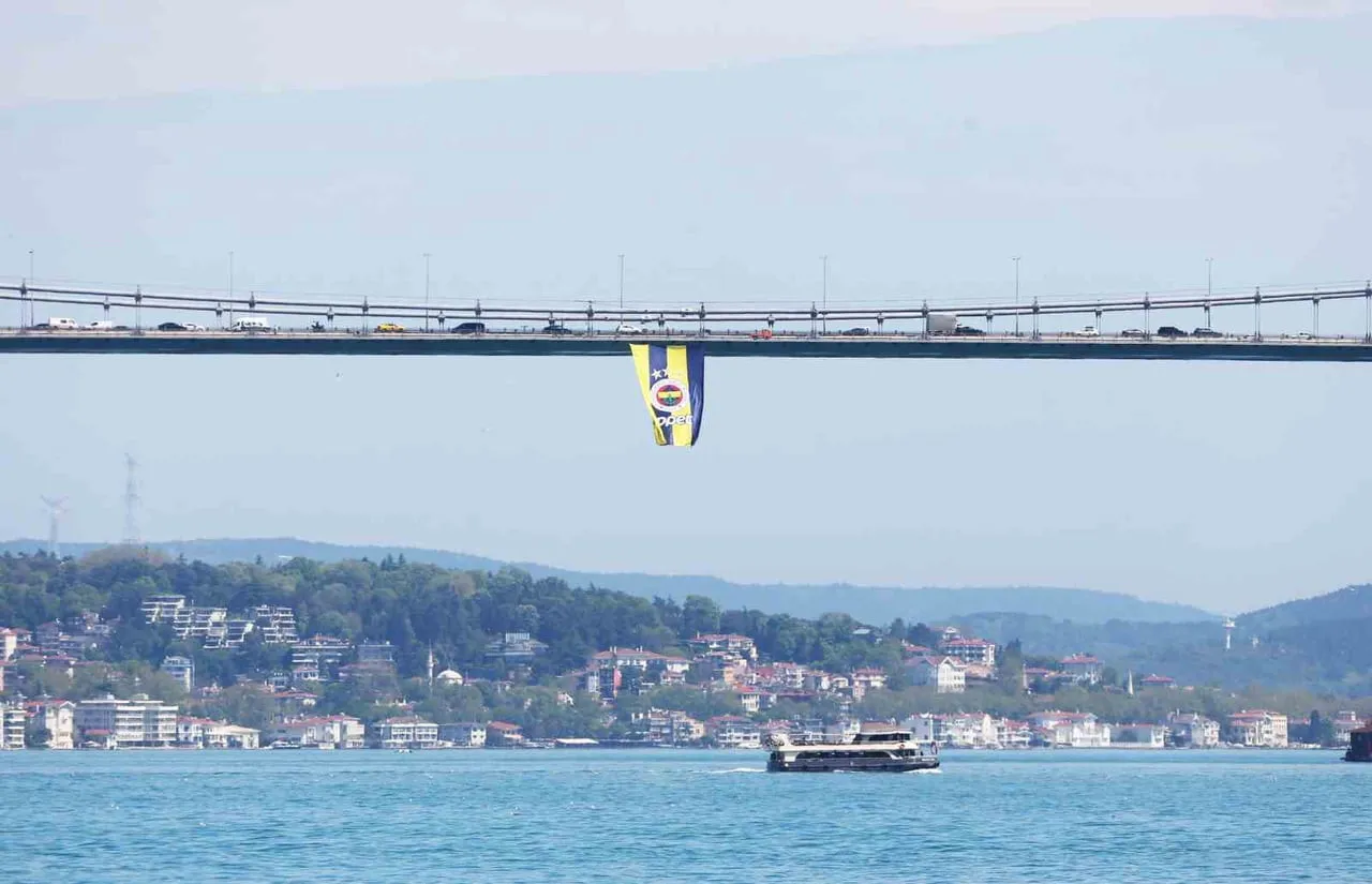 2025-2026 SEZONUNU EUROLEAGUE, TÜRKİYE LİGİ, TÜRKİYE KUPASI VE CUMHURBAŞKANLIĞI KUPASI İLE...