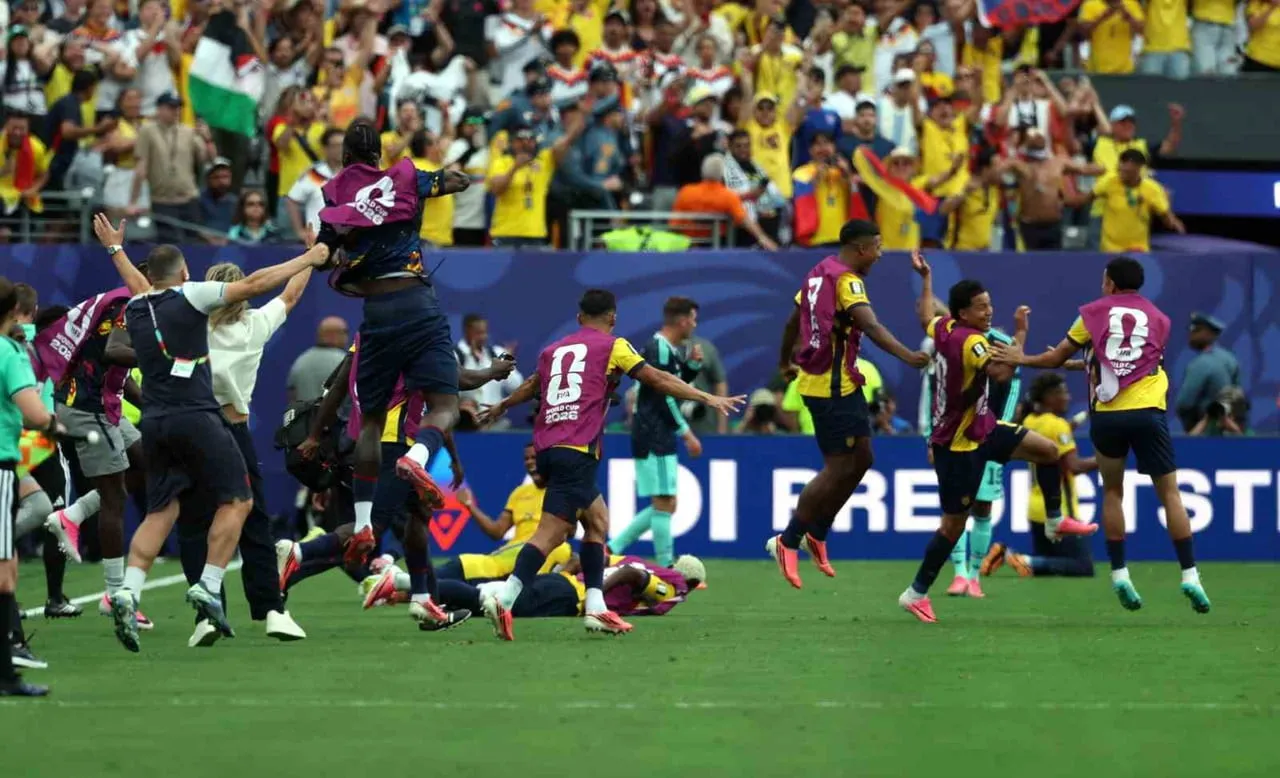 2026 FIFA DÜNYA KUPASI E GRUBU SON HAFTA MAÇINDA EKVADOR, ALMANYA'YI 2-1 MAĞLUP ETTİ. BU SONUÇLA...