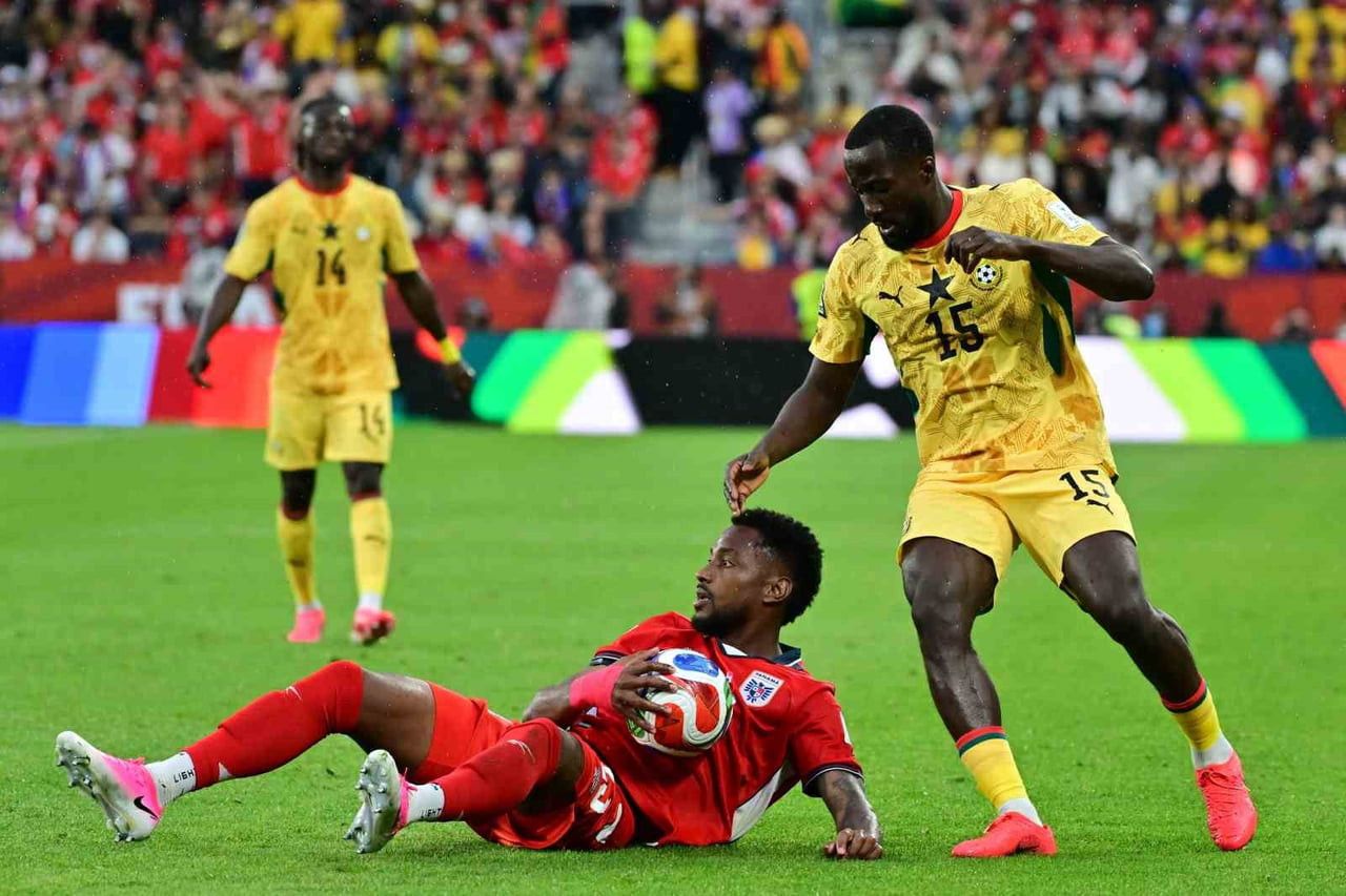 2026 FIFA DÜNYA KUPASI GRUP AŞAMASINDA OYNANAN KARŞILAŞMALARDA GANA, PANAMA'YI 1-0 MAĞLUP EDERKEN...