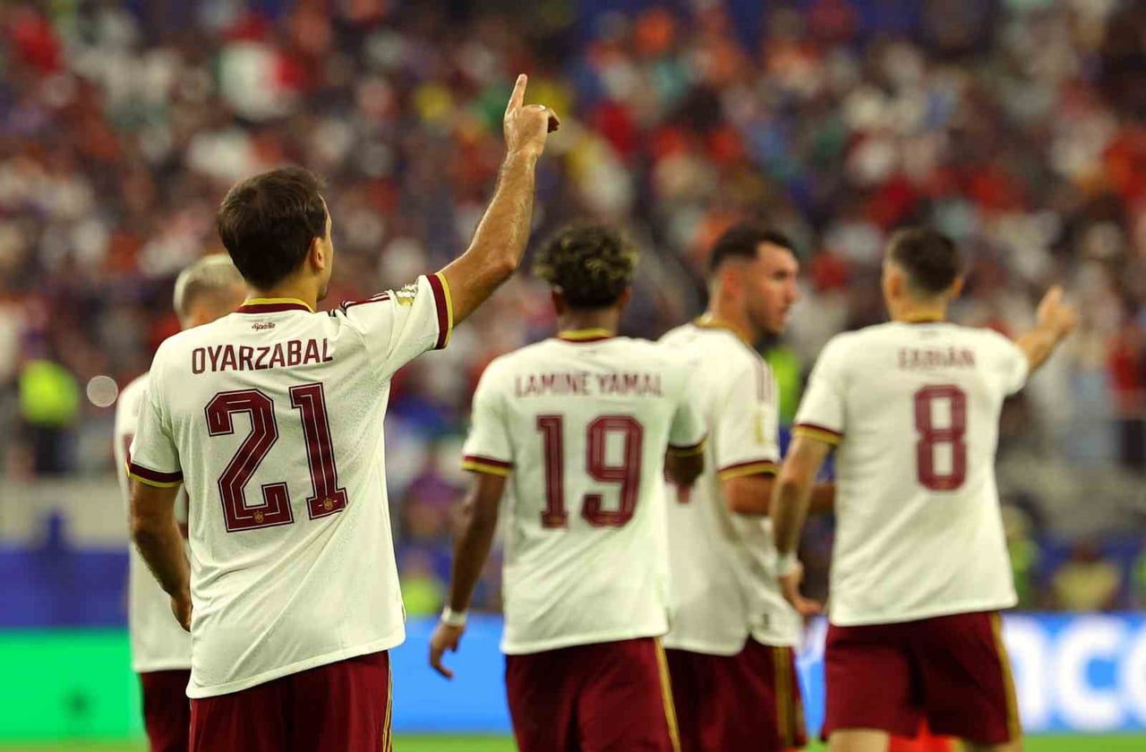 2026 FIFA DÜNYA KUPASI YARI FİNAL MAÇINDA İSPANYA, FRANSA'YI 2-0 MAĞLUP EDEREK FİNALE...