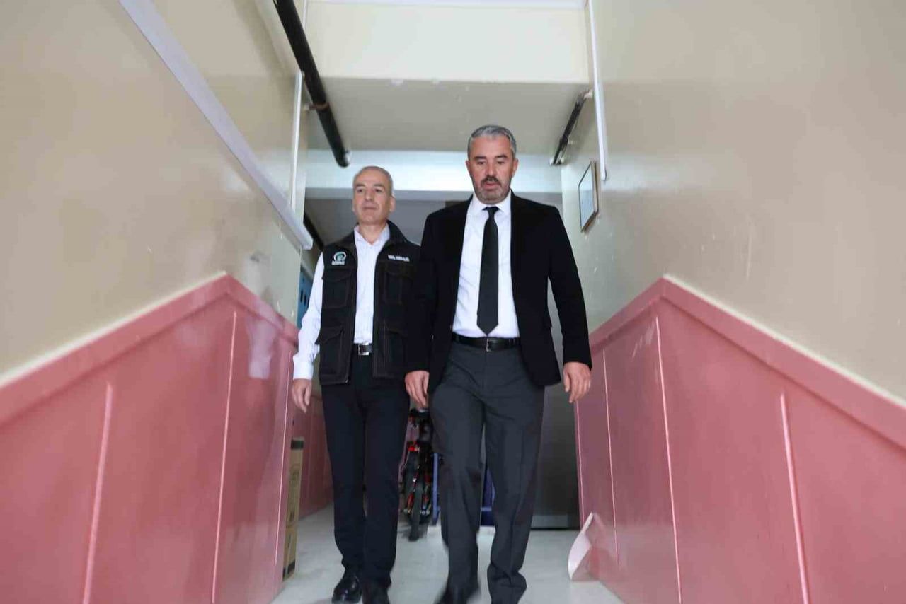 ÜRETİM FAALİYETLERİNDEN ELDE EDİLEN BAL, NOHUT VE UN İLE KURBAN BAYRAMI DÖNEMİNDE HAZIRLANAN...