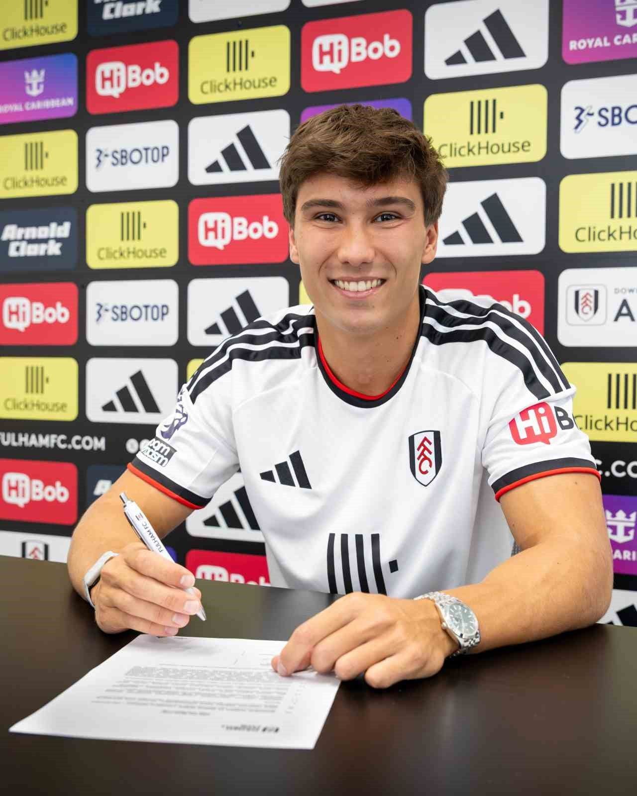 İNGİLTERE PREMİER LİG EKİBİ FULHAM, SON OLARAK REAL MADRİD FORMASI GİYEN GONZALO GARCİA'YI...